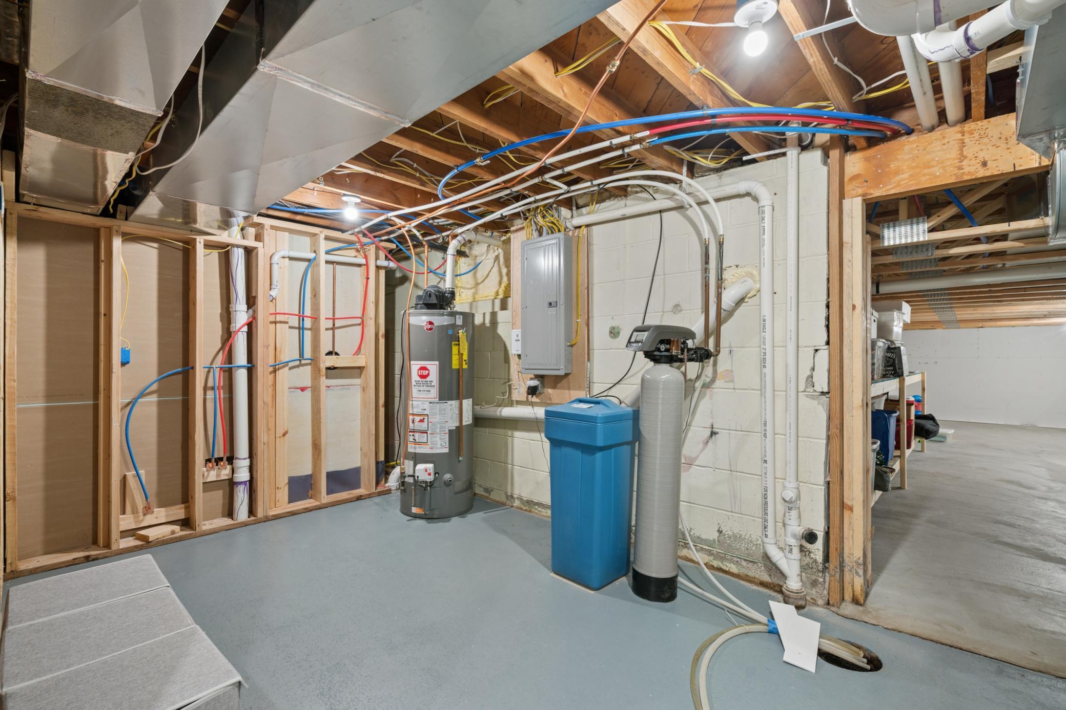 2505 W Armour Terrace