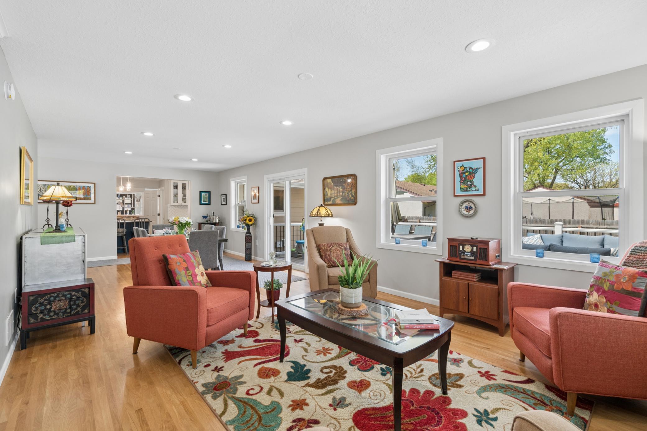 2505 W Armour Terrace