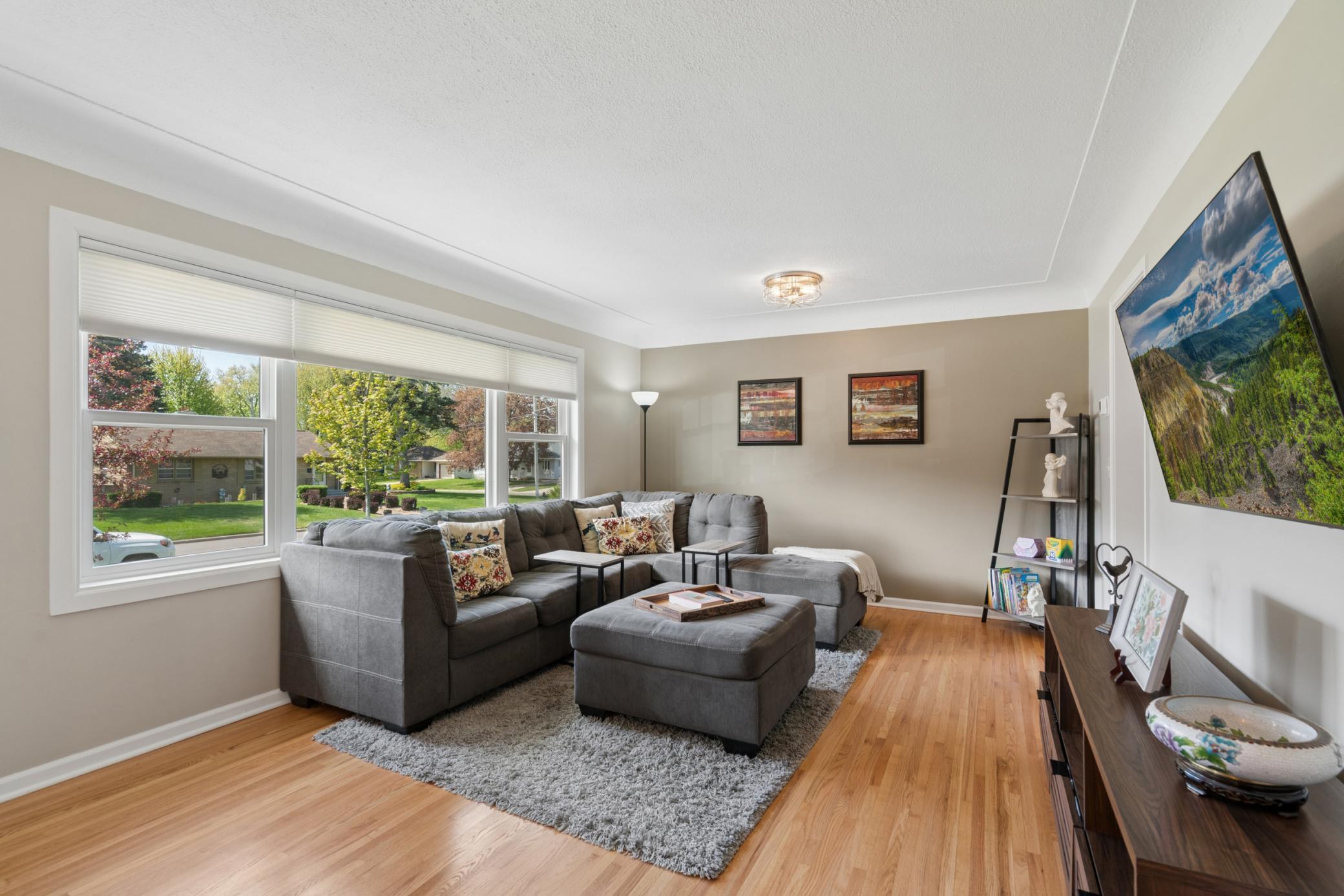 2505 W Armour Terrace