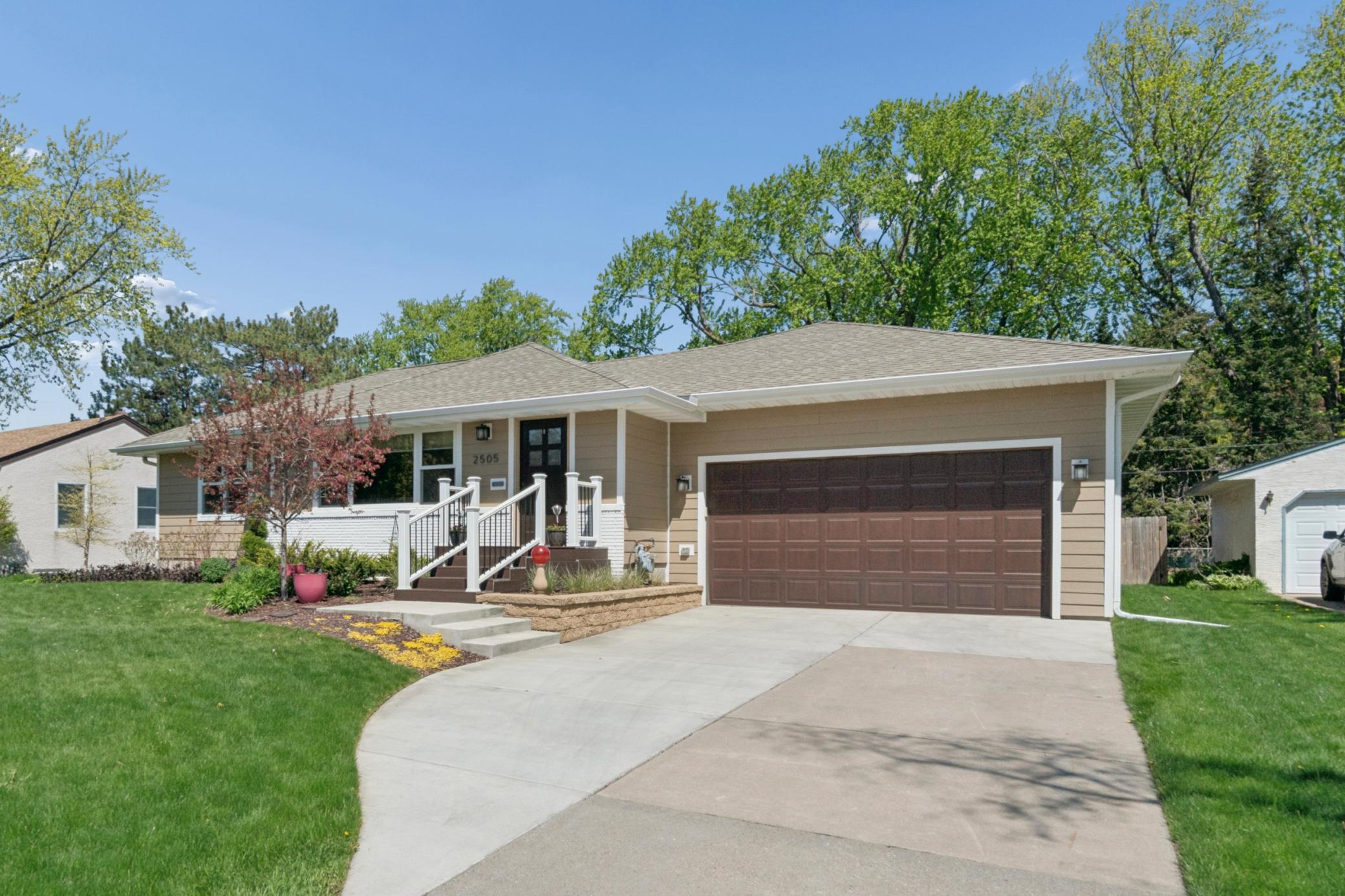 2505 W Armour Terrace