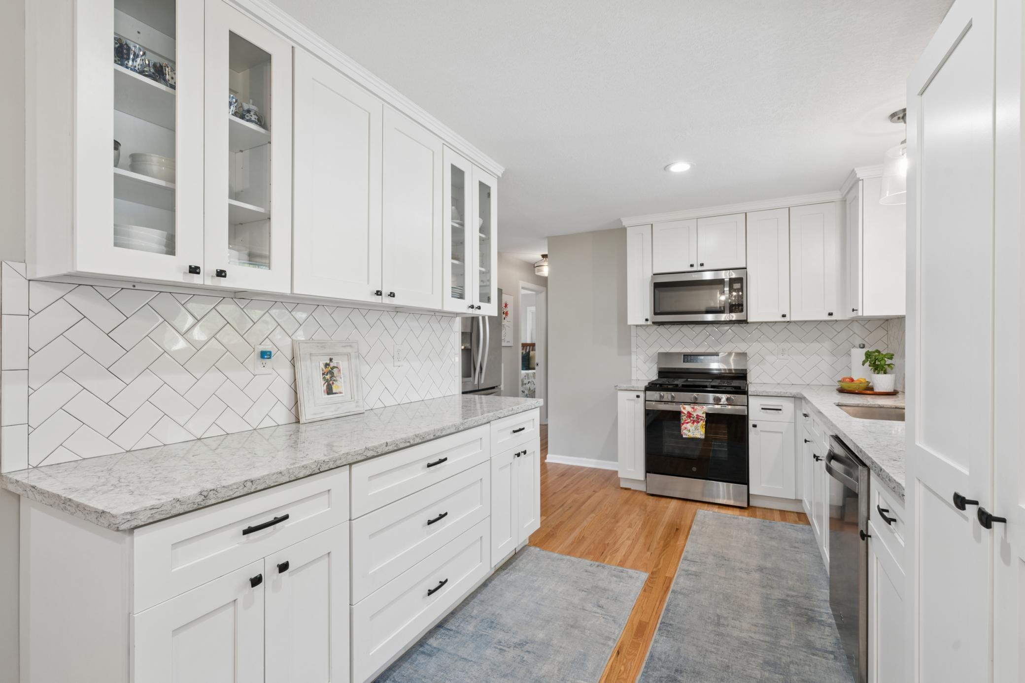 2505 W Armour Terrace