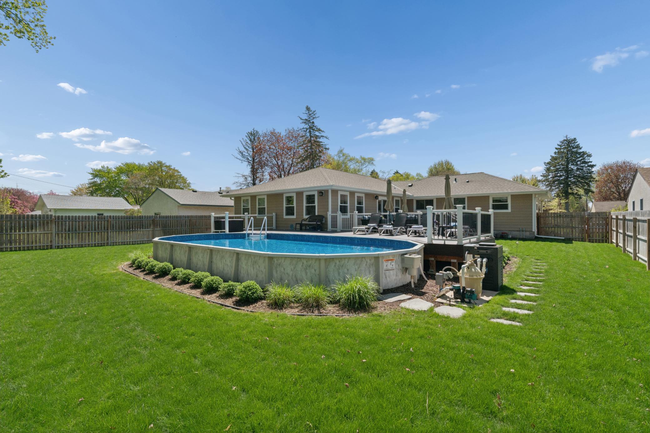2505 W Armour Terrace