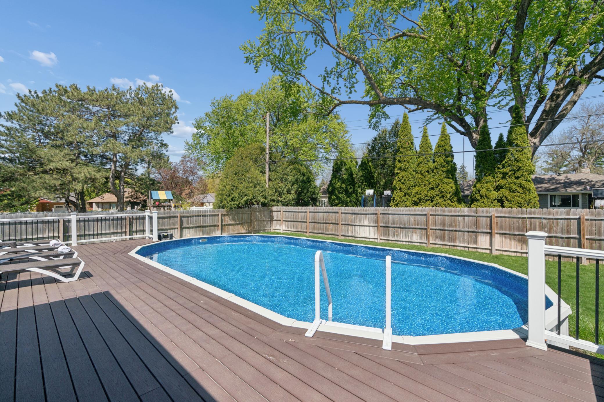 2505 W Armour Terrace