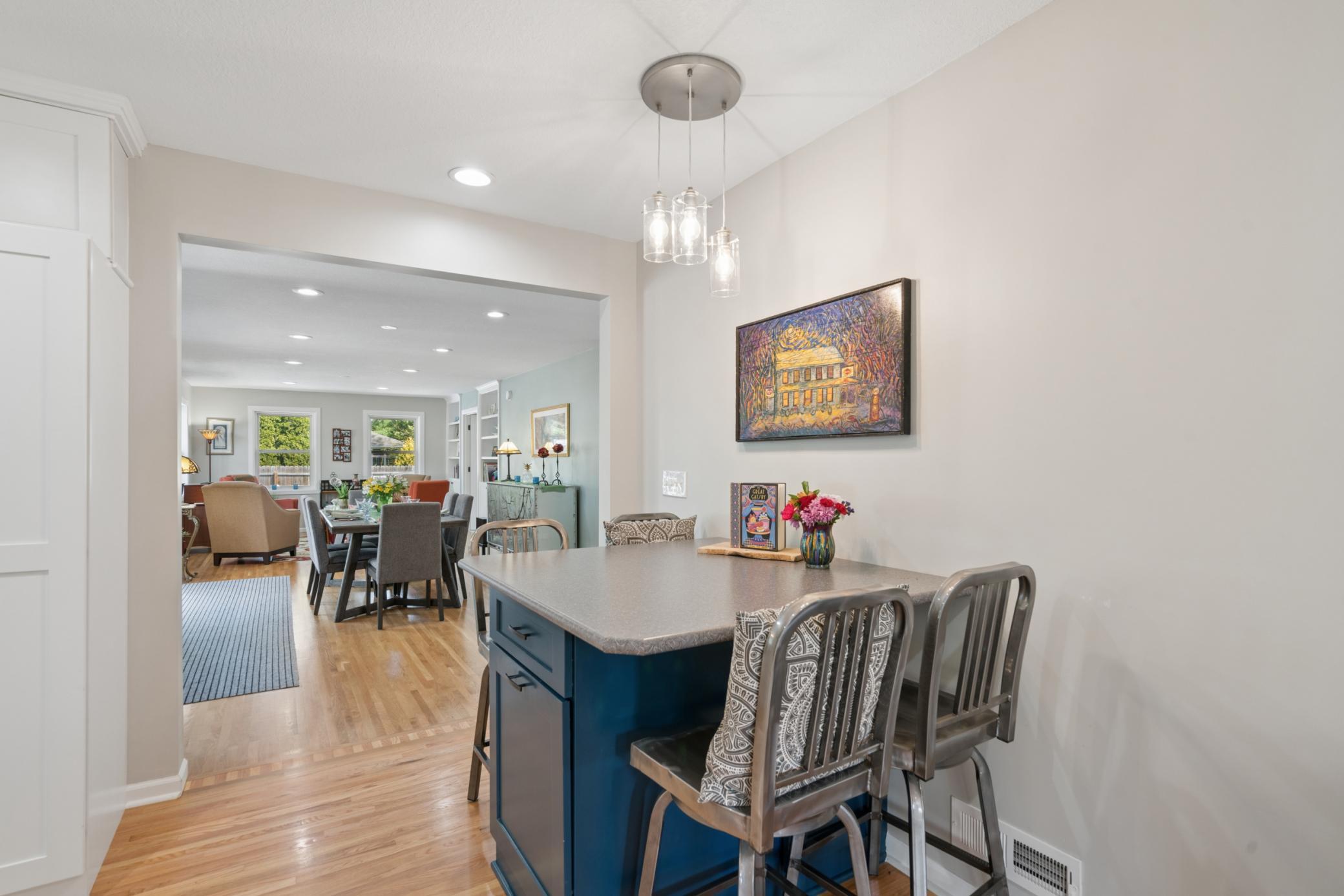 2505 W Armour Terrace