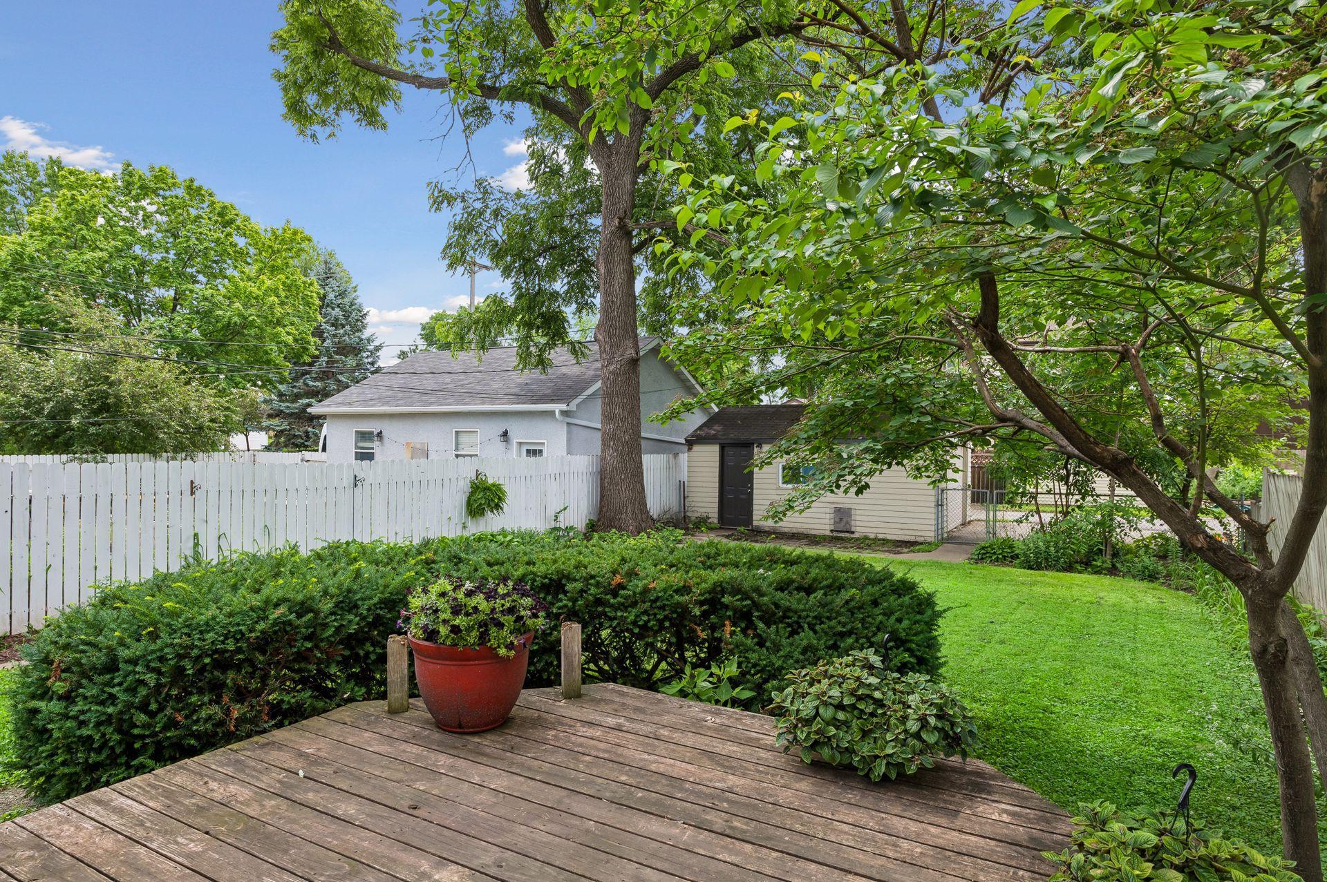 3048 Salem Avenue