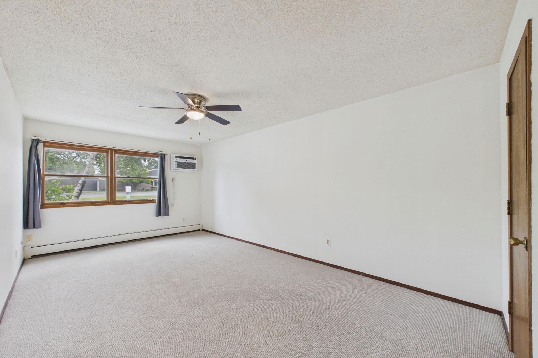 2730 Dale Street N Unit: D110
