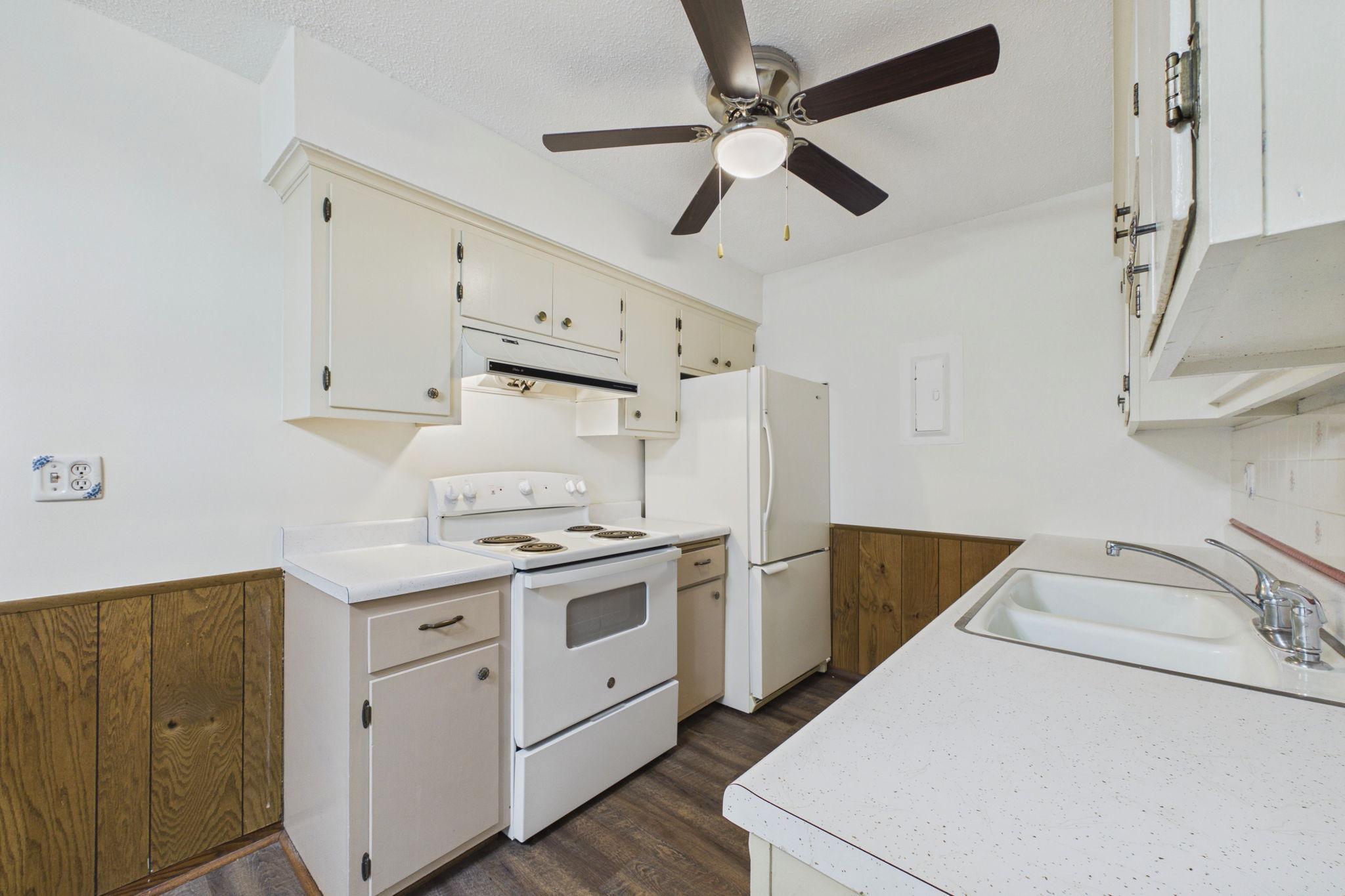 2730 Dale Street N Unit: D110