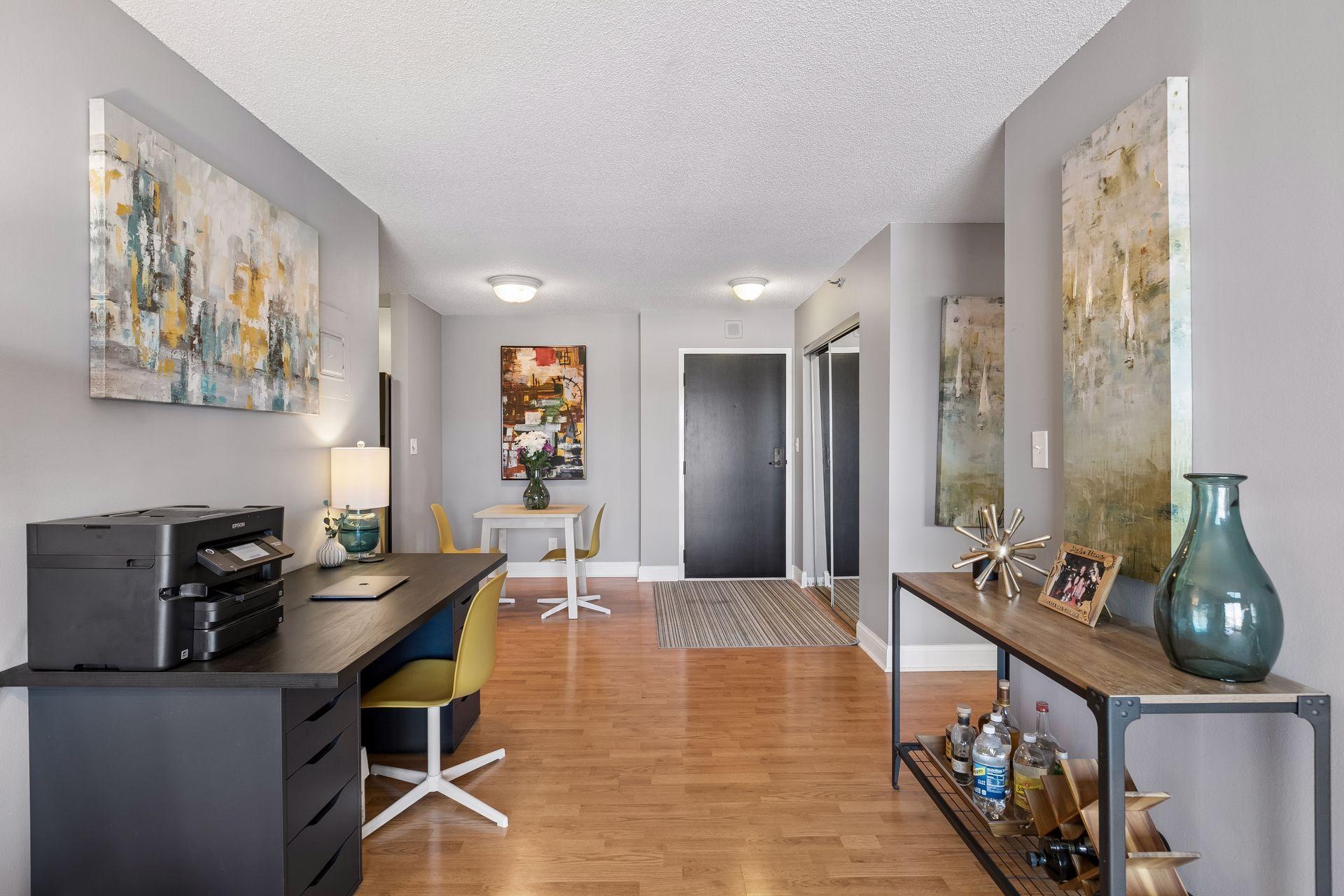 3131 Excelsior Boulevard Unit: 512