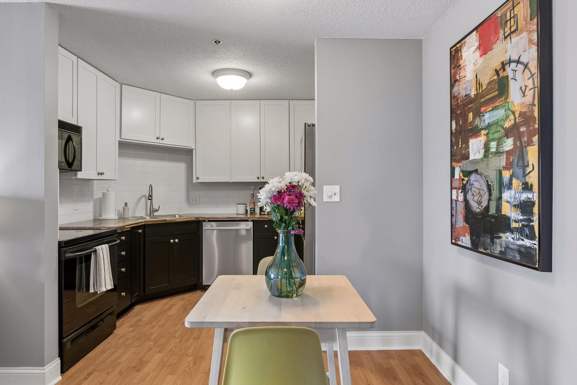 3131 Excelsior Boulevard Unit: 512