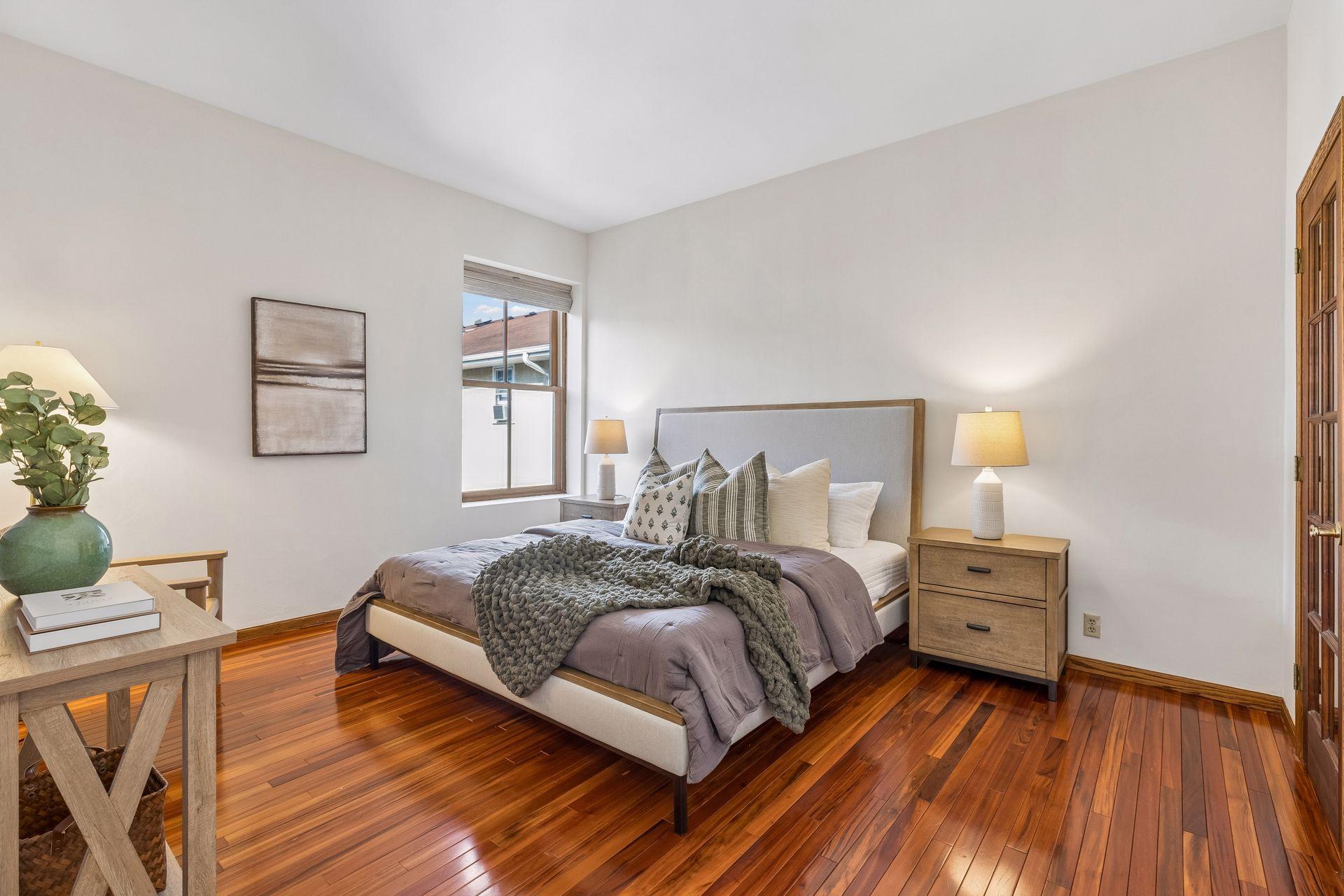3524 Hennepin Avenue Unit: 4