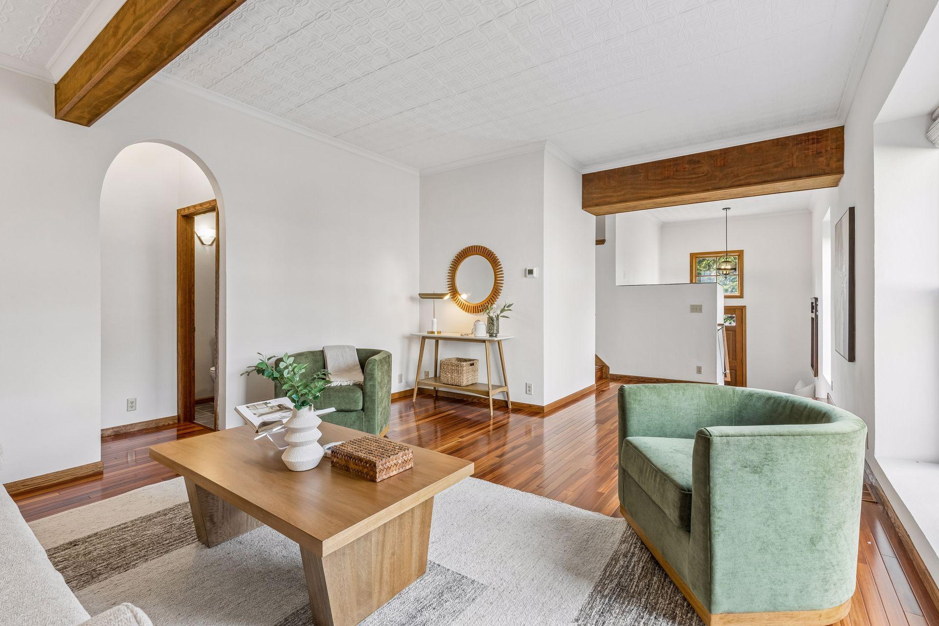 3524 Hennepin Avenue Unit: 4