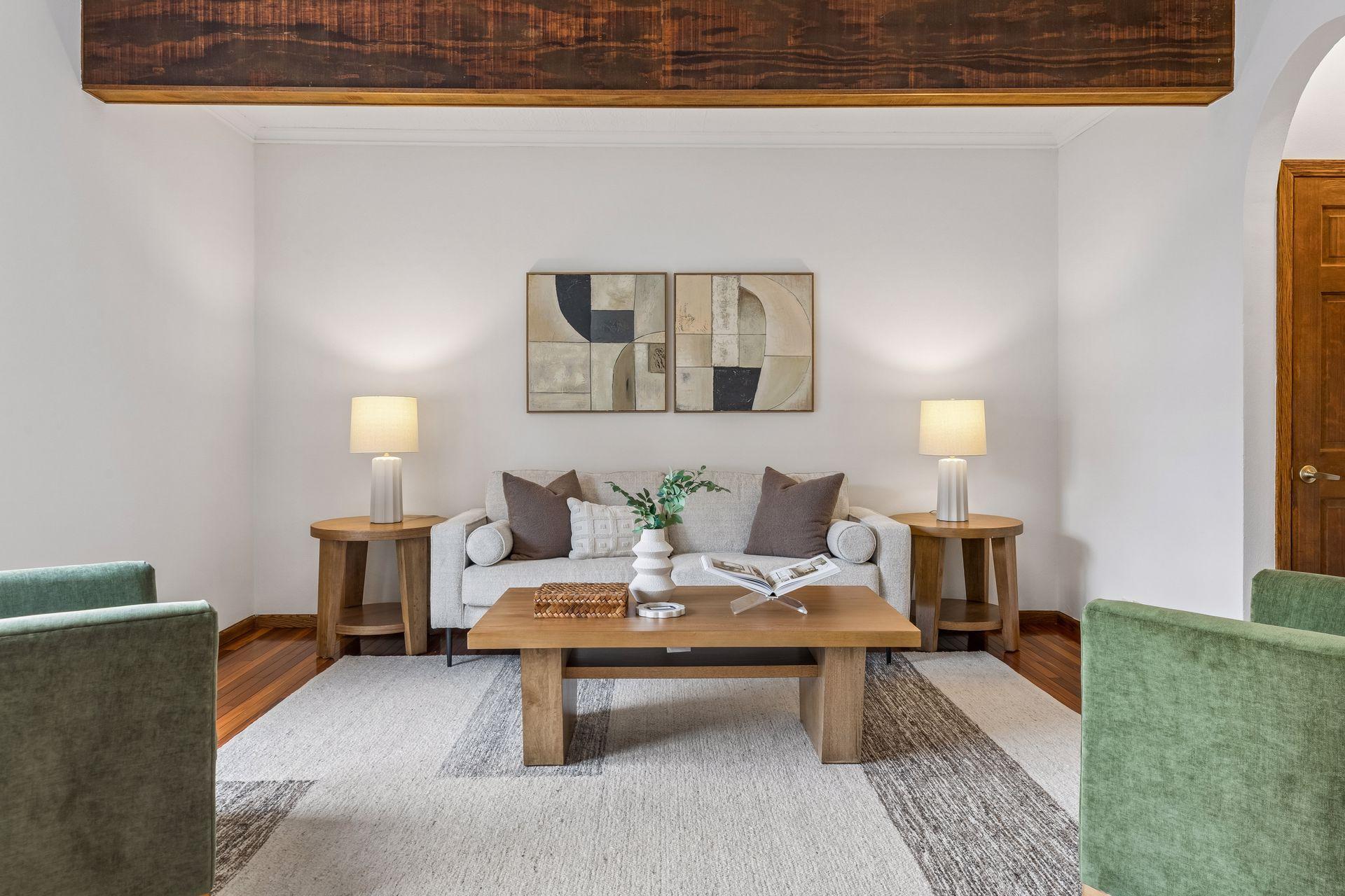 3524 Hennepin Avenue Unit: 4