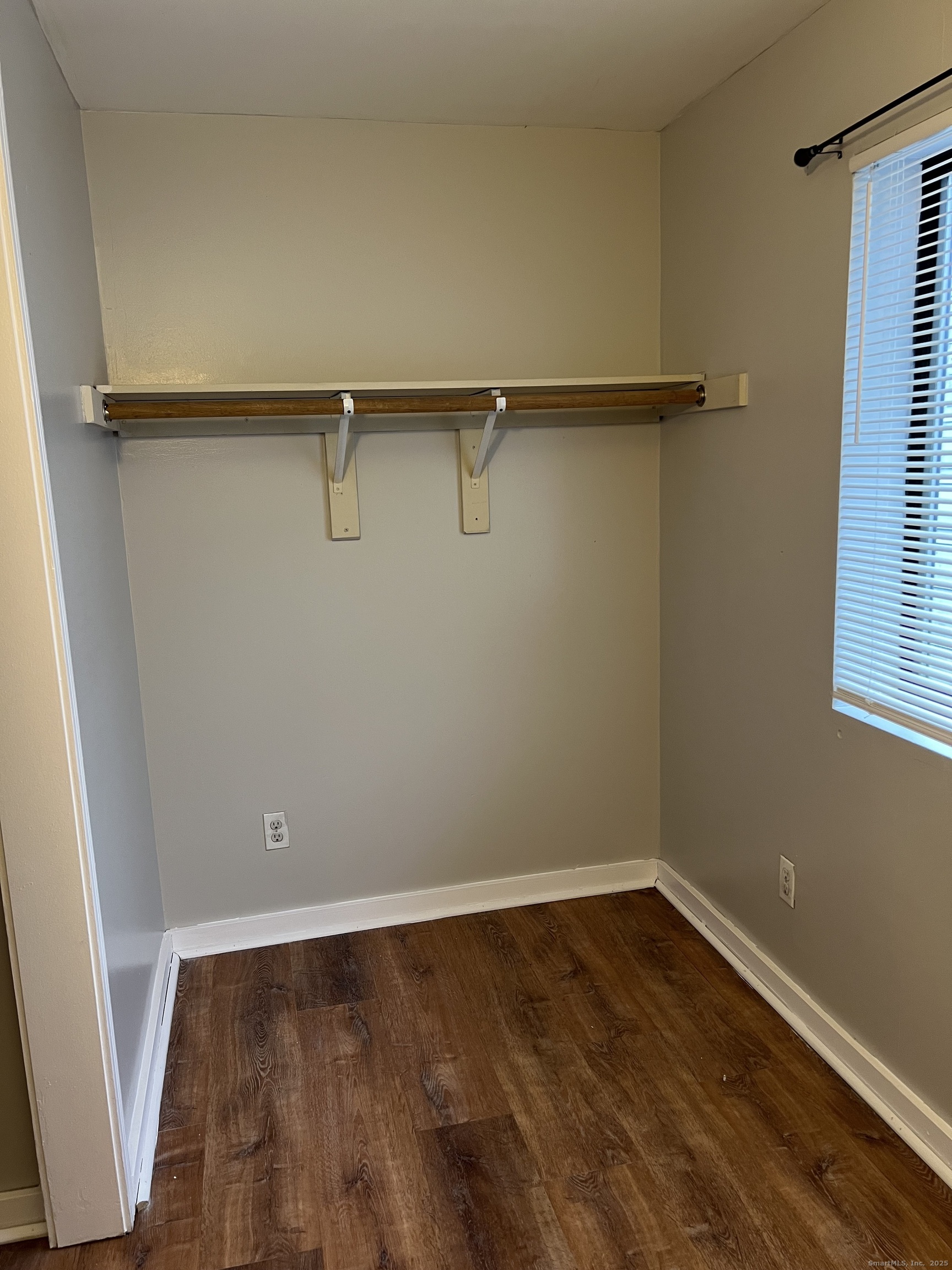 385 Putnam Avenue 35