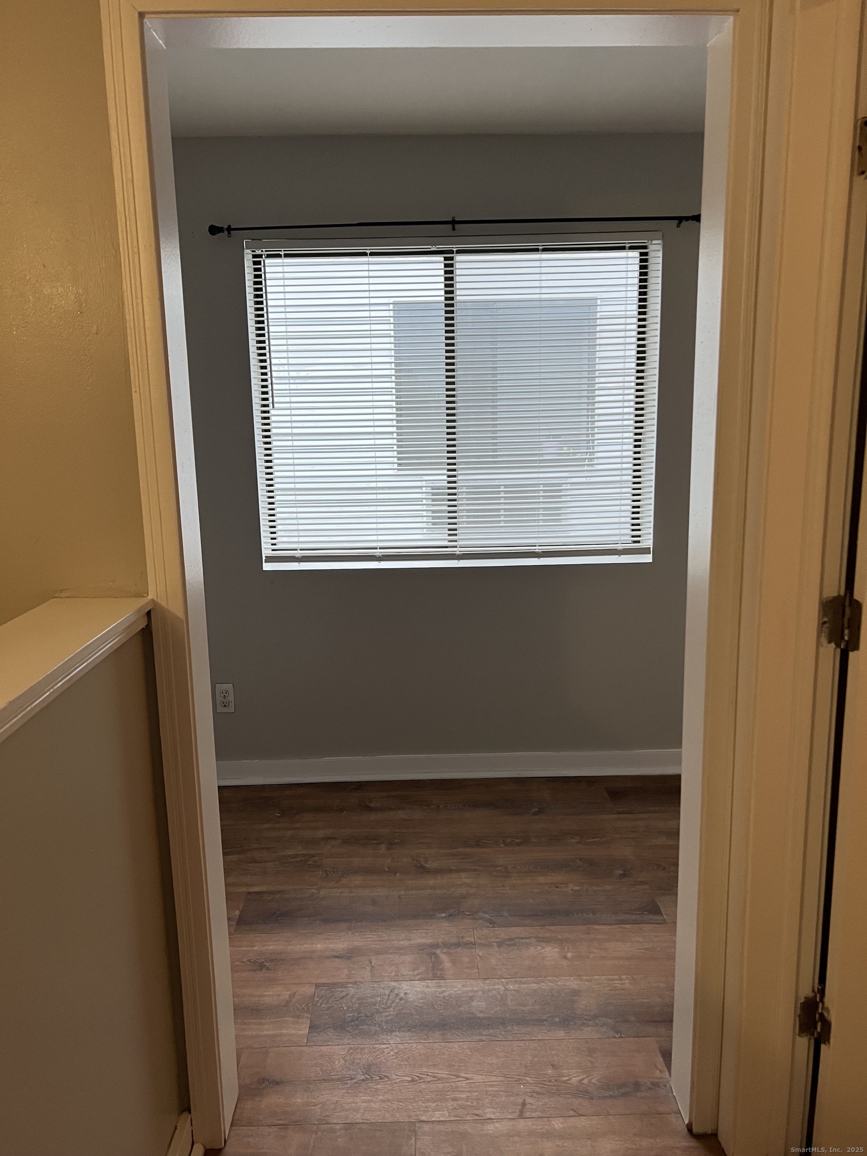 385 Putnam Avenue 35