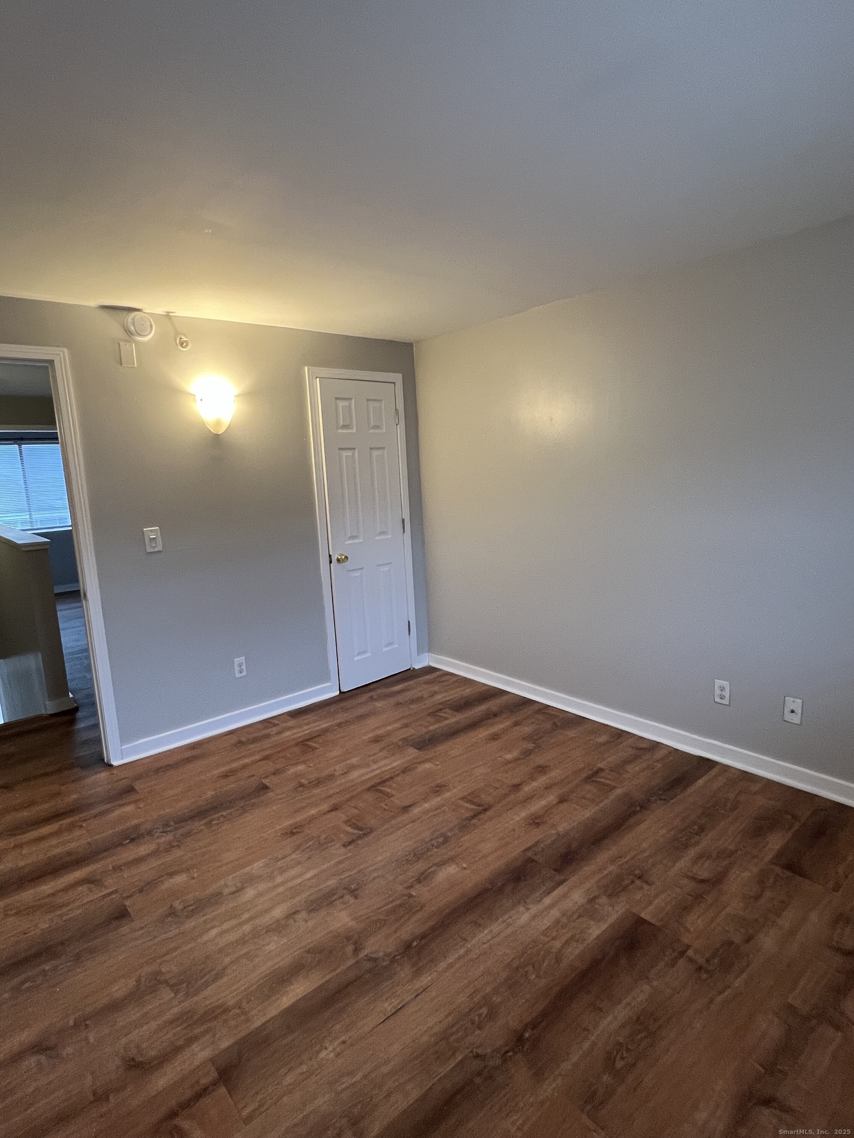 385 Putnam Avenue 35