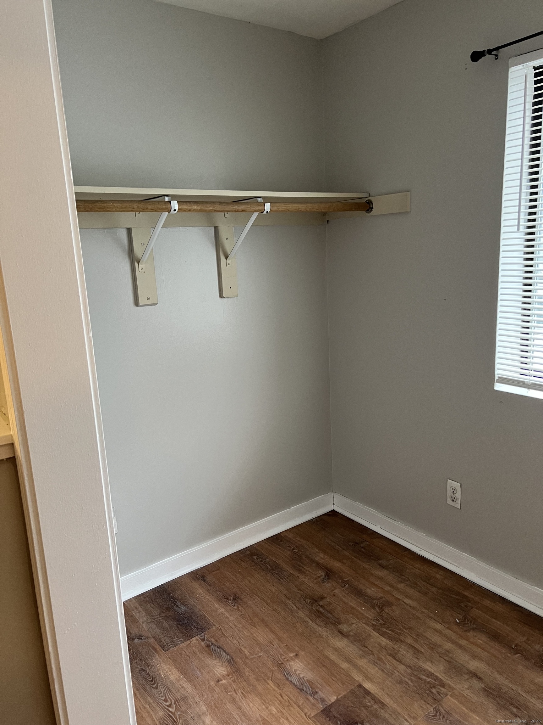 385 Putnam Avenue 35