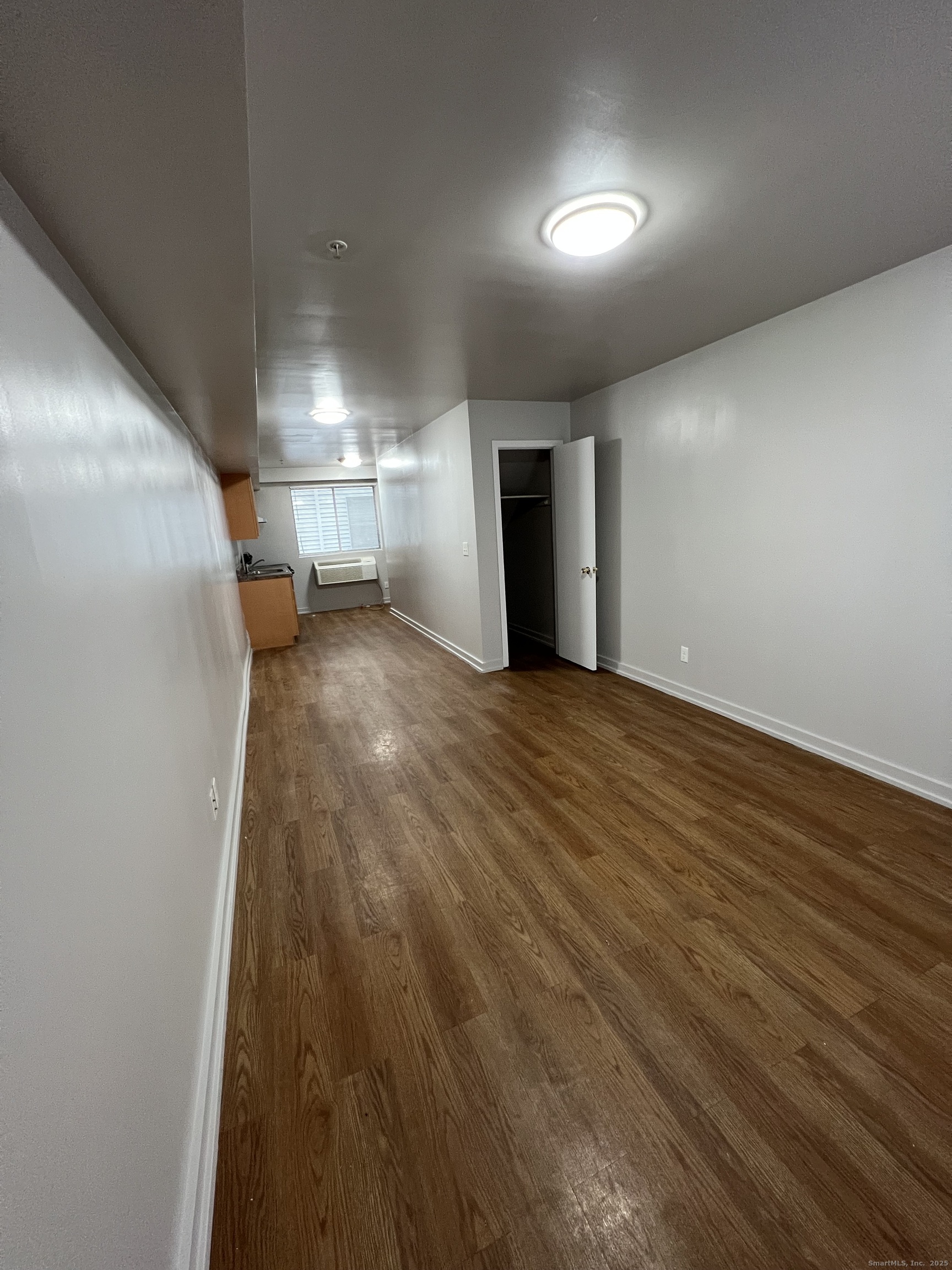 385 Putnam Avenue 38