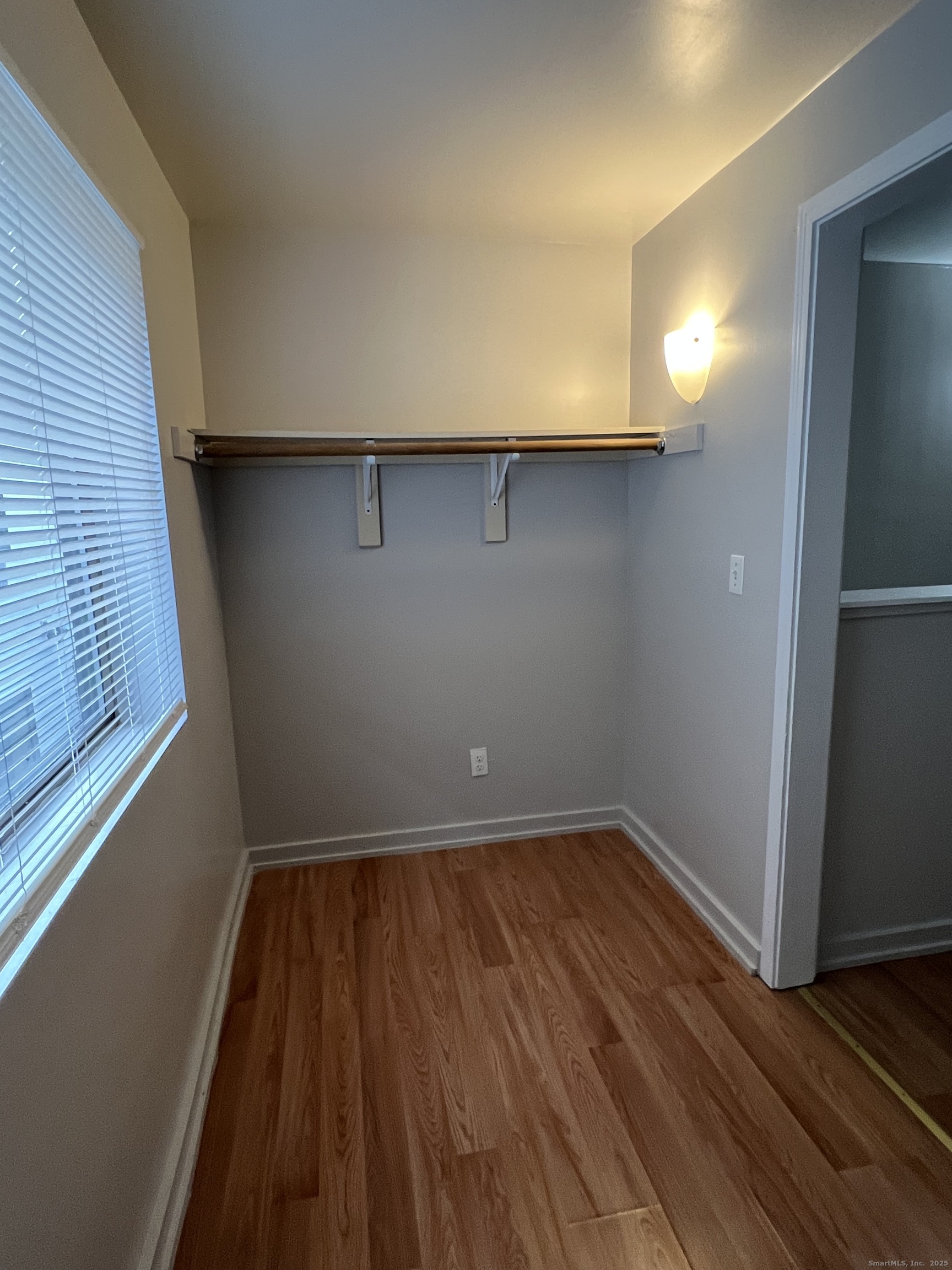 385 Putnam Avenue 38