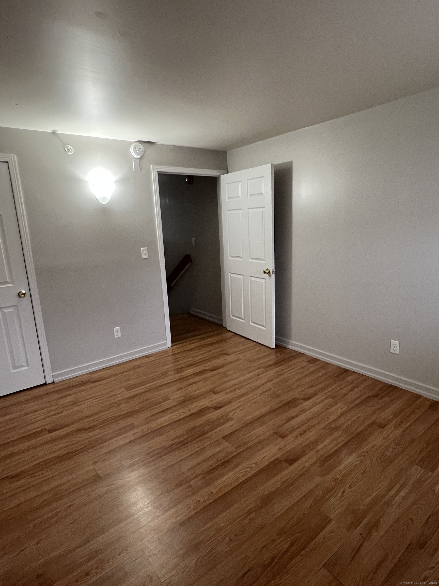 385 Putnam Avenue 38