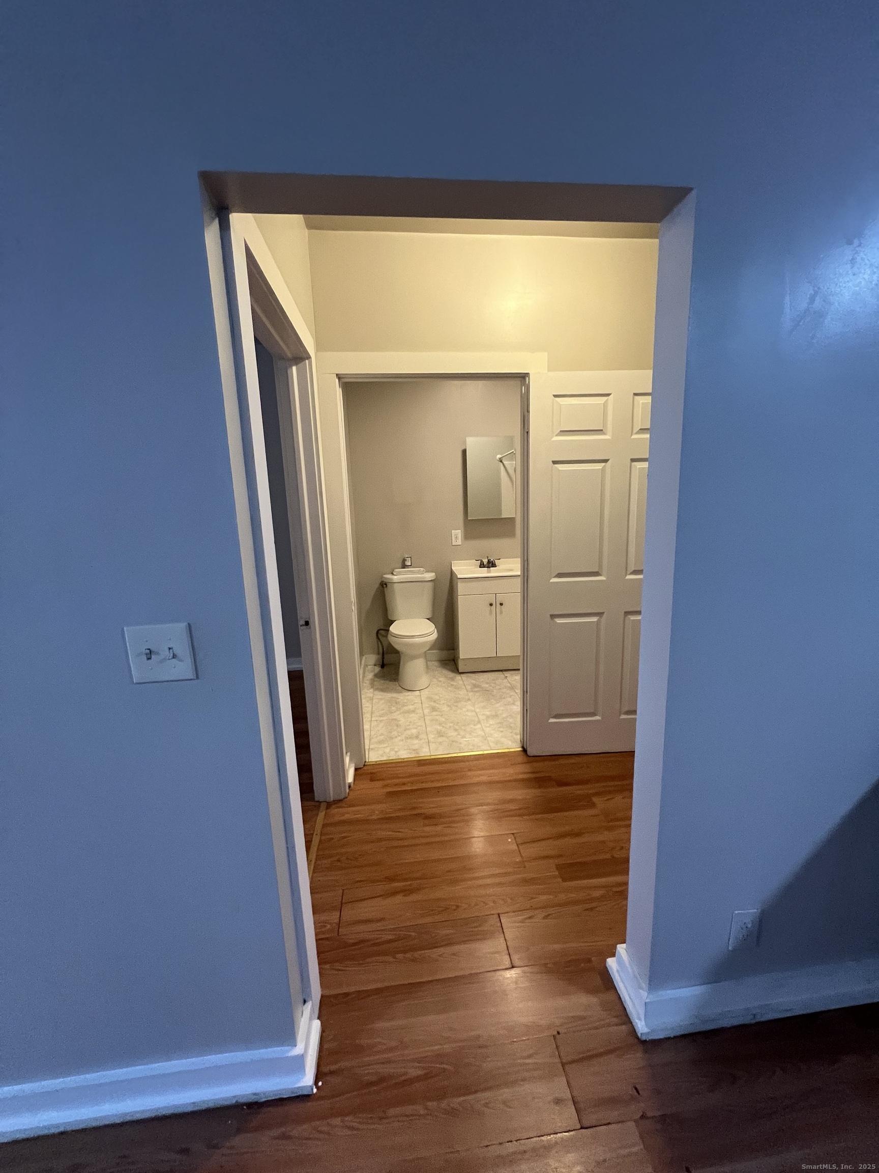 385 Putnam Avenue 26