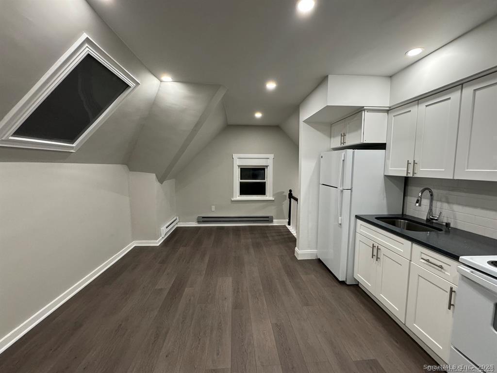 644 Brooks Street 3