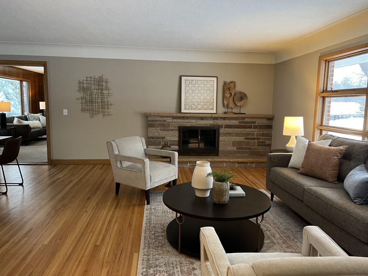 15221 Lynn Terrace
