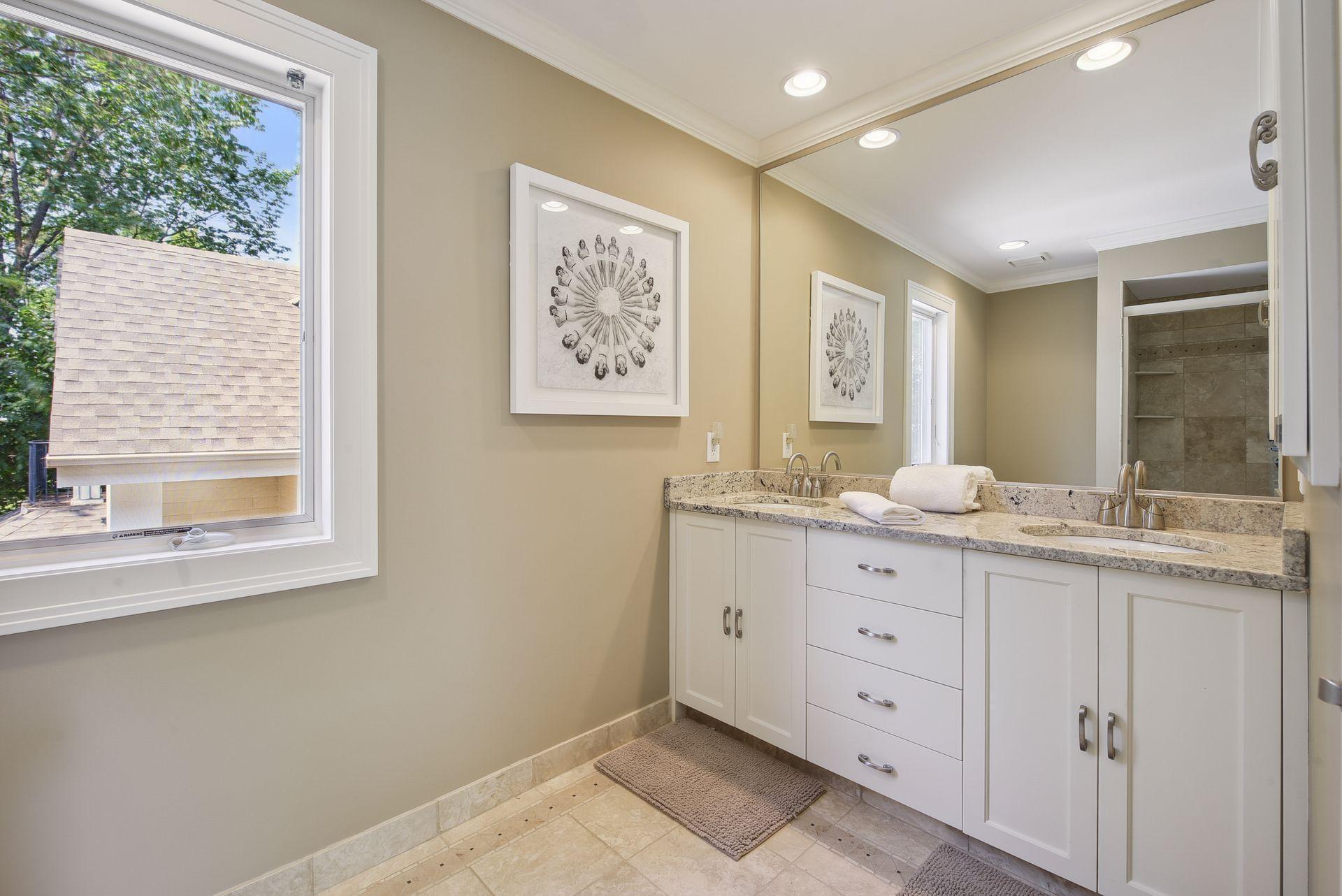 3229 Casco Circle