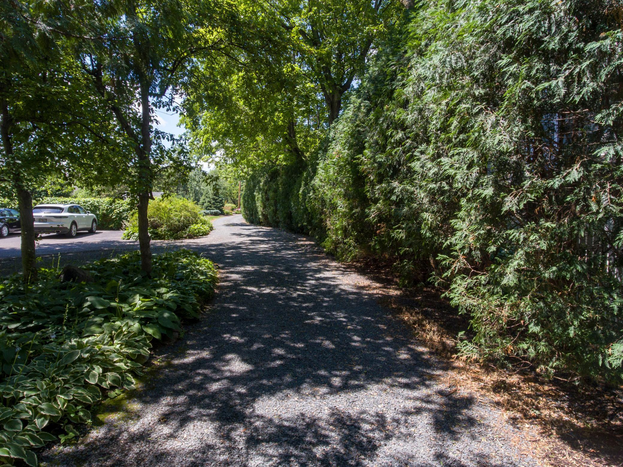 3229 Casco Circle