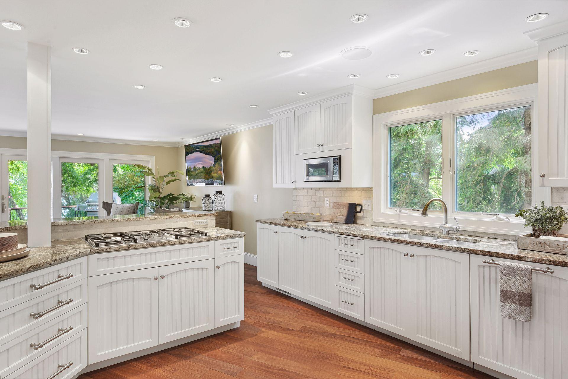 3229 Casco Circle