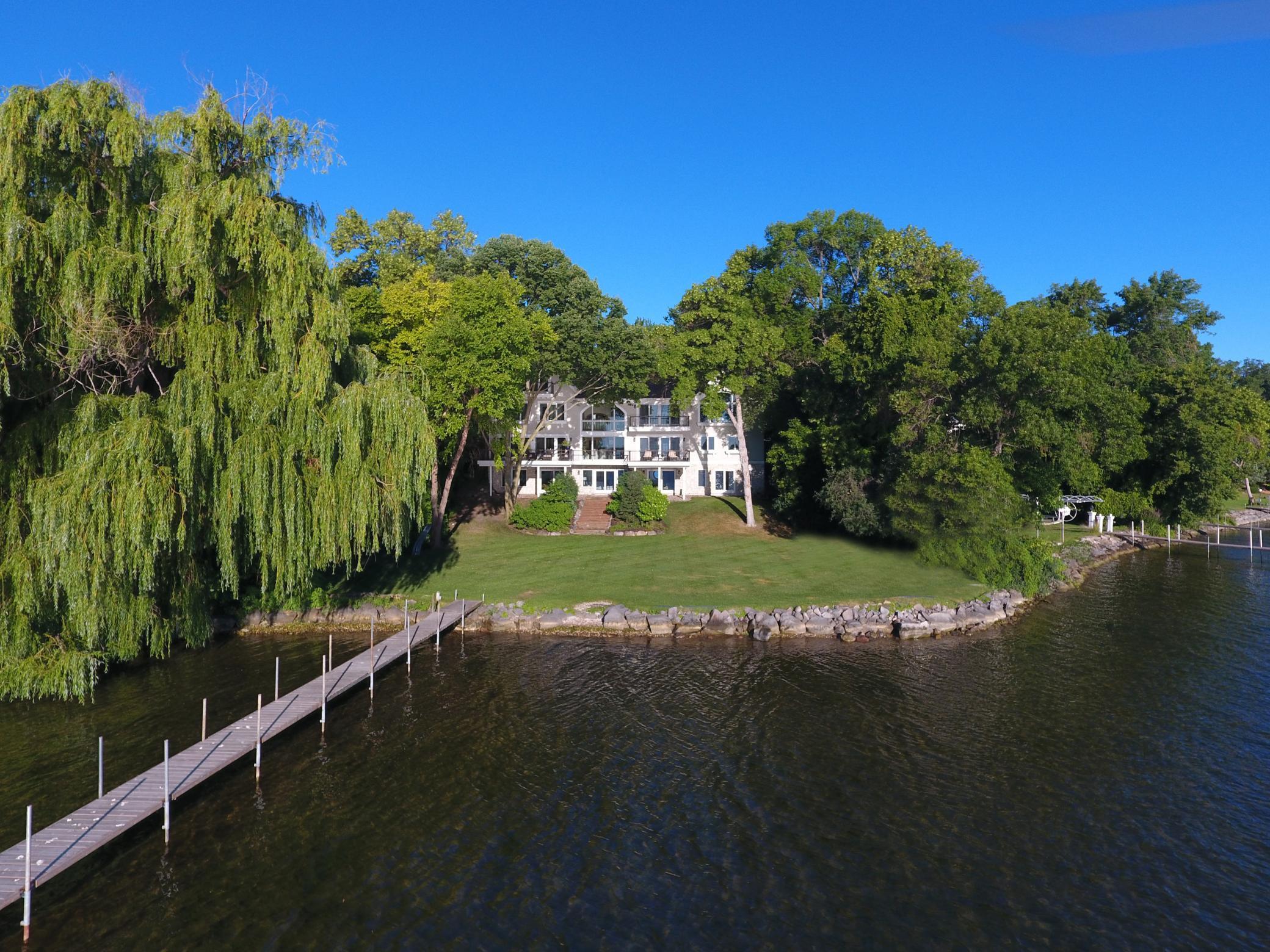 3229 Casco Circle