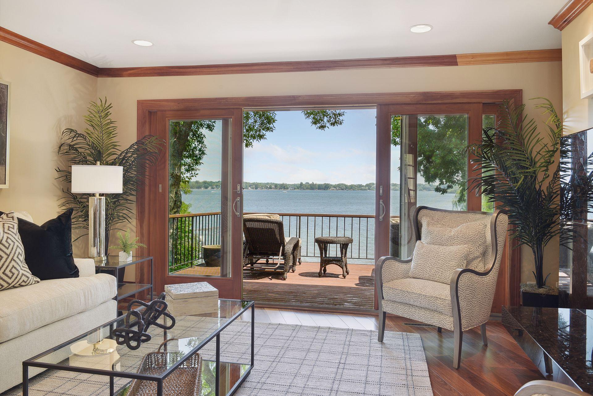 3229 Casco Circle