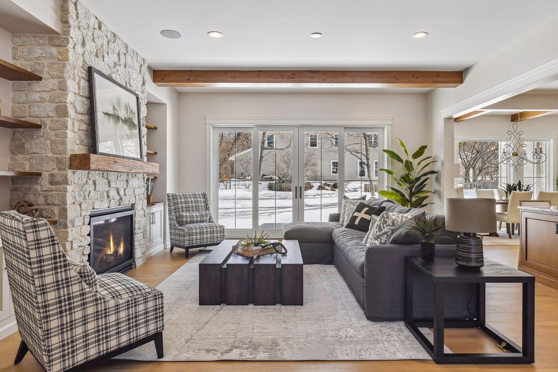 3615 Montgomerie Avenue