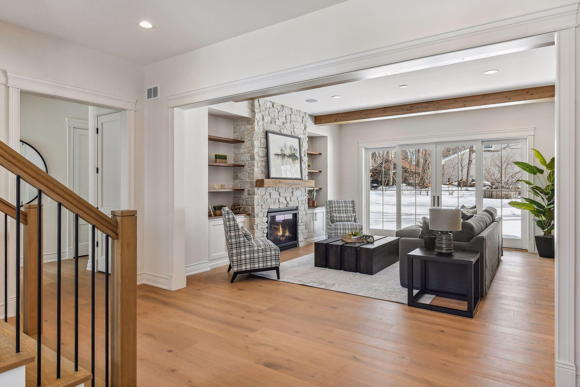 3615 Montgomerie Avenue