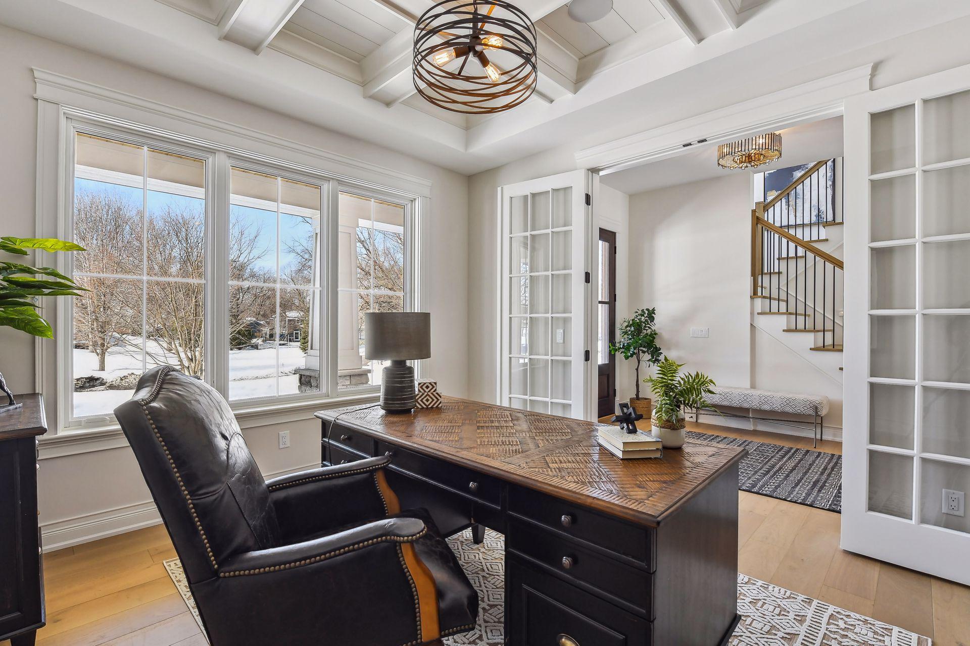 3615 Montgomerie Avenue