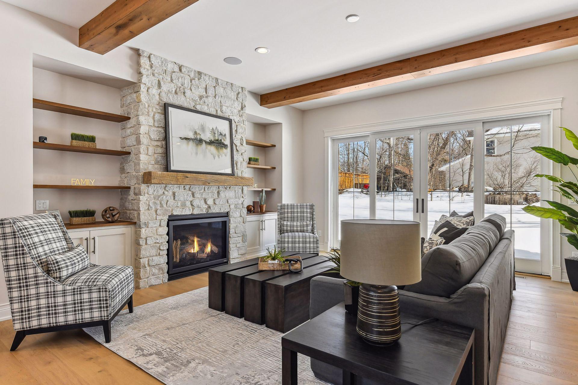 3615 Montgomerie Avenue