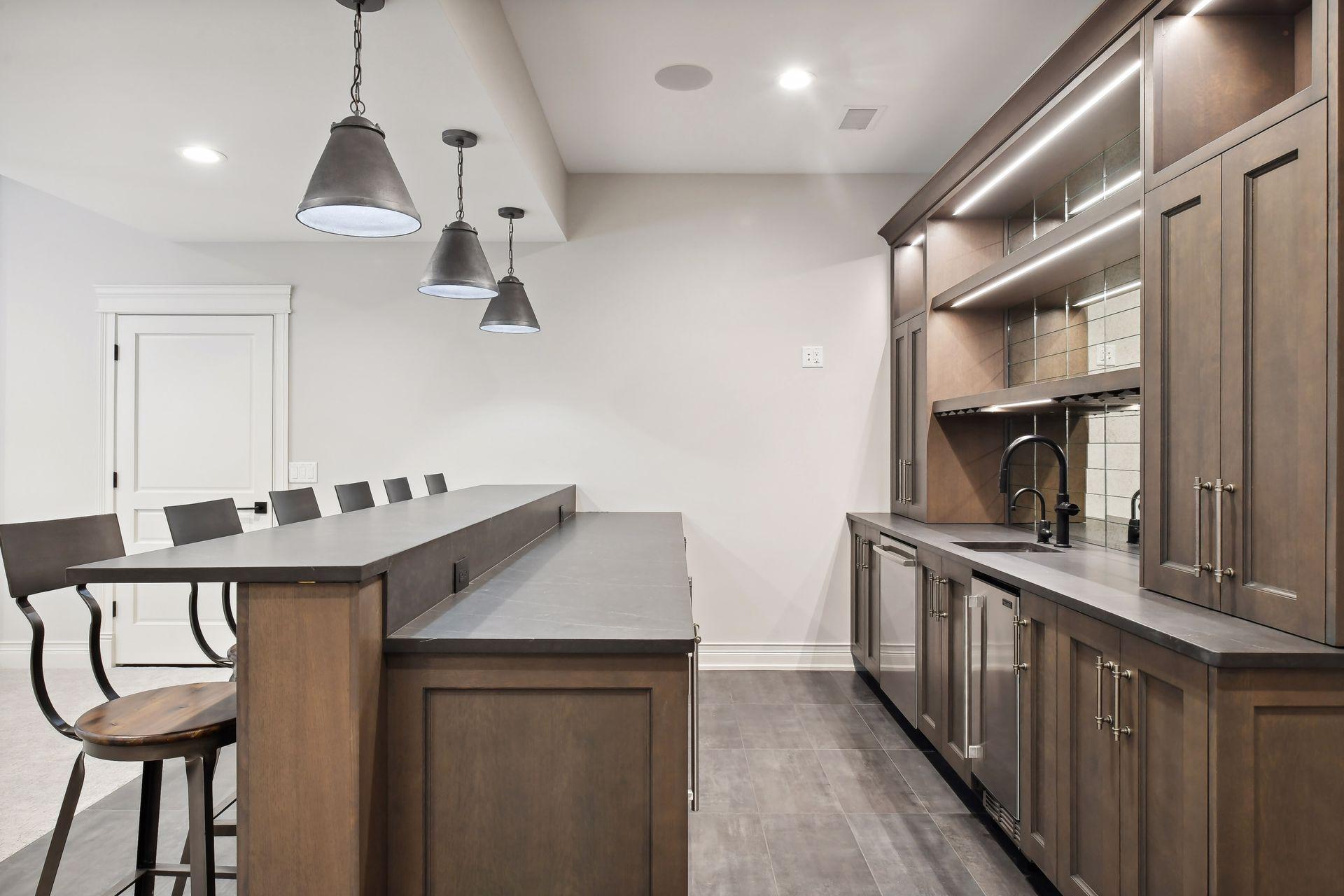 3615 Montgomerie Avenue