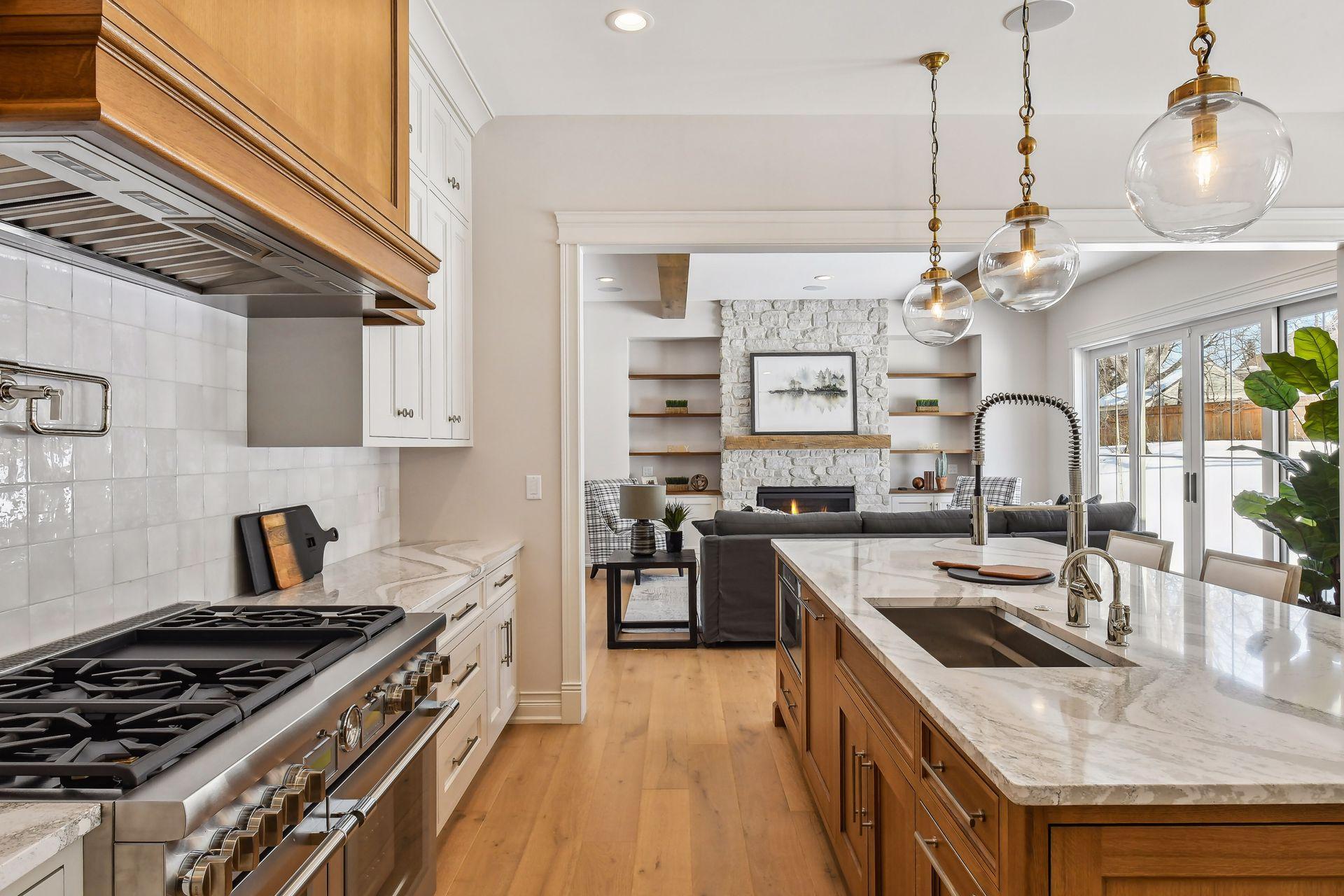 3615 Montgomerie Avenue