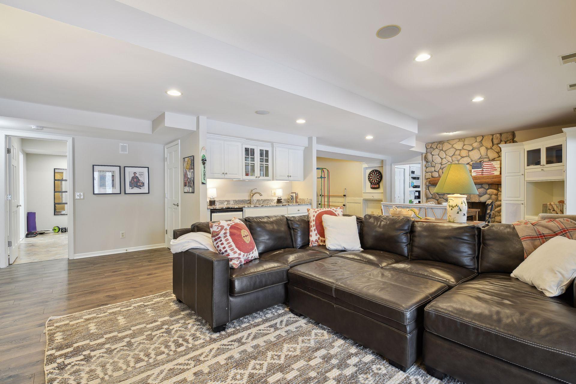 2765 Capriole Drive