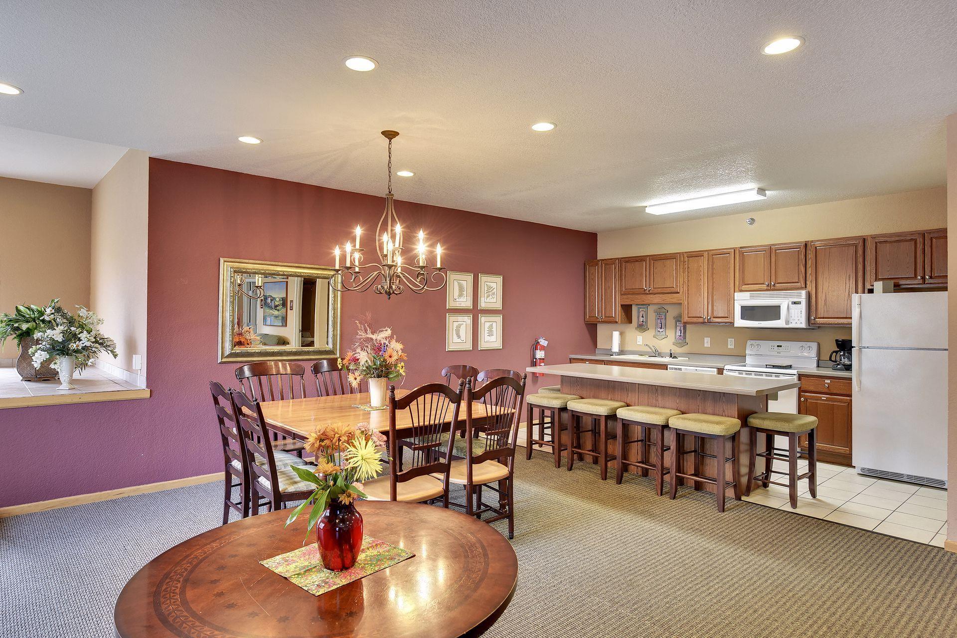 1331 Lake Drive W Unit: A215