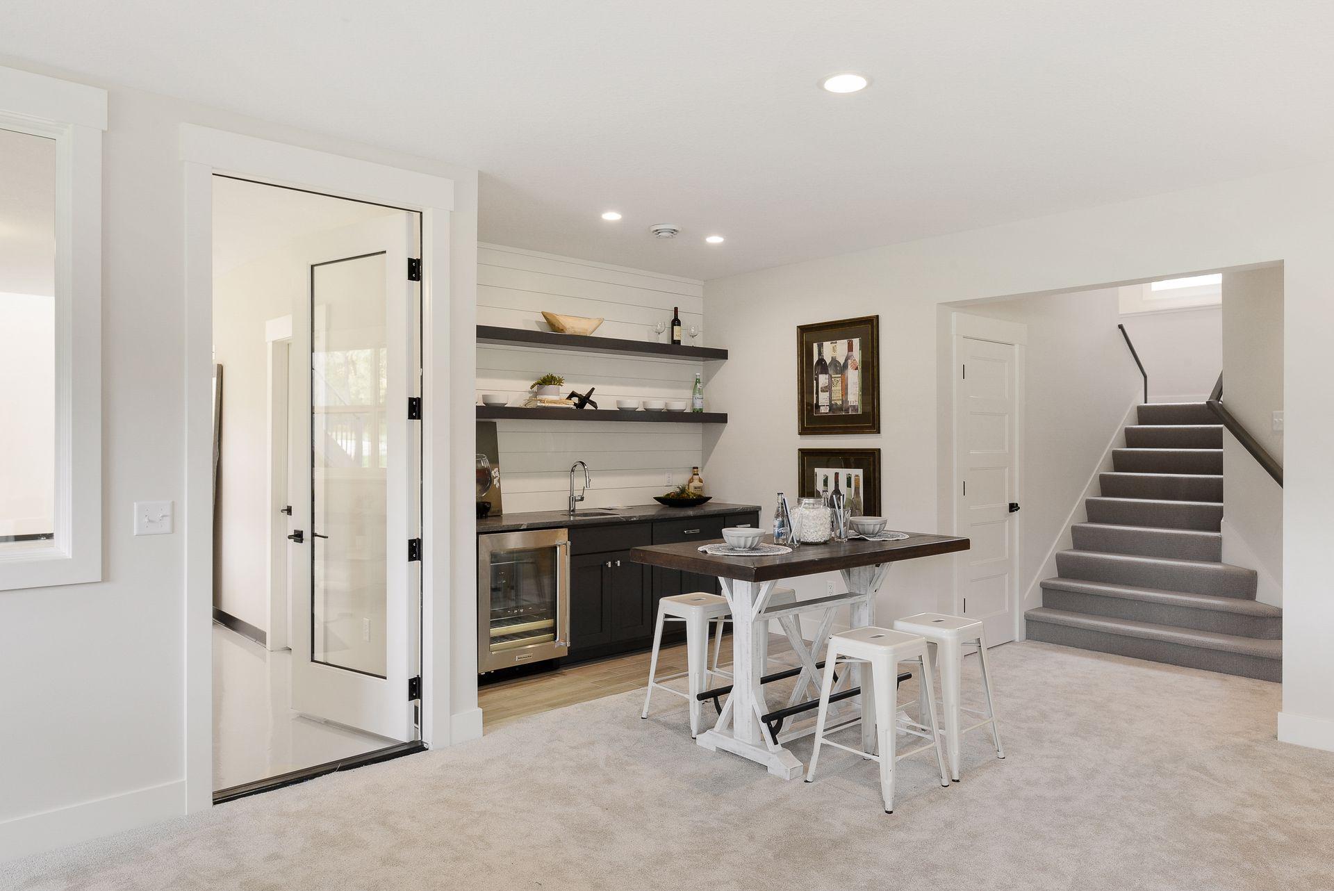 4590 Sunset Lane