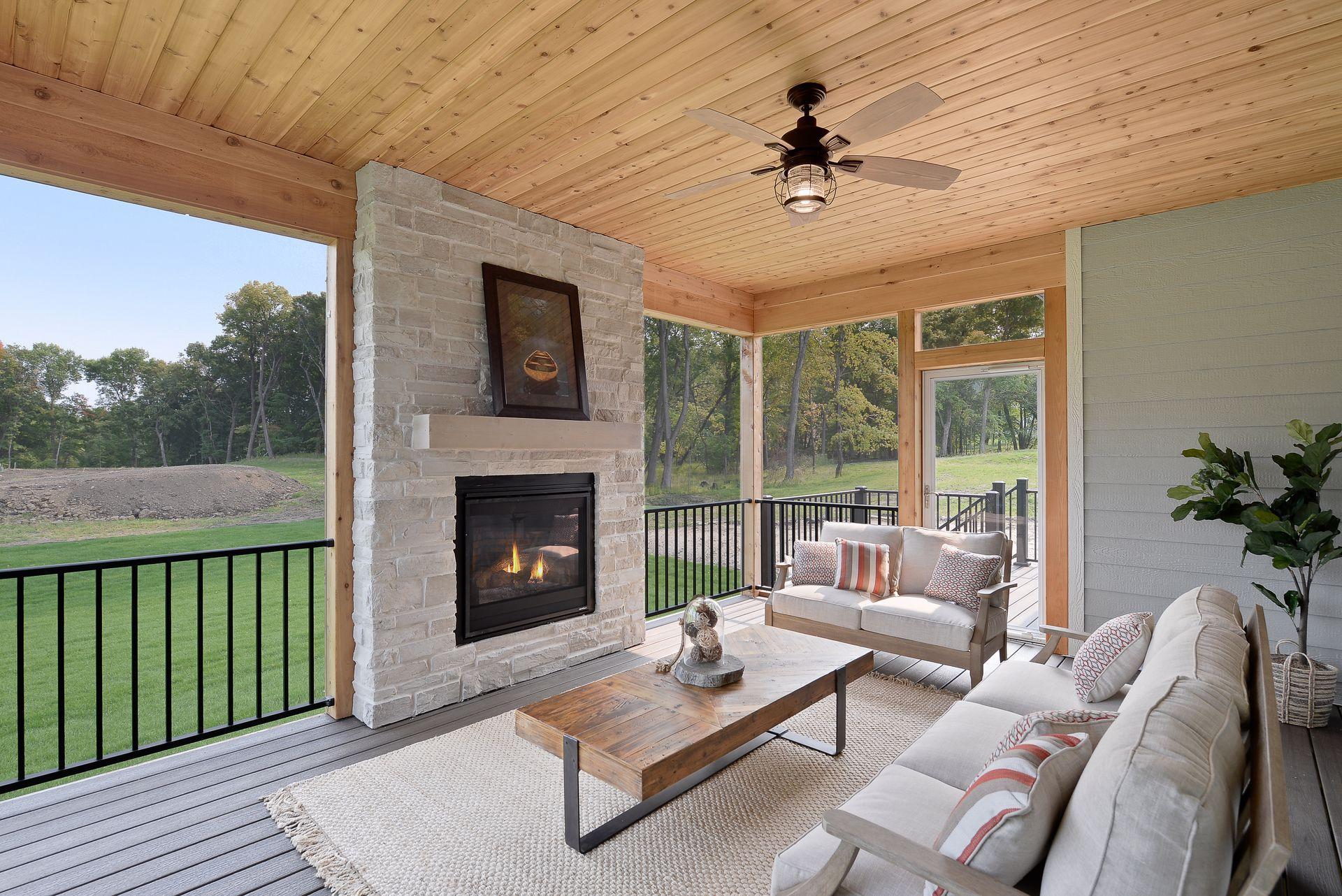 4590 Sunset Lane