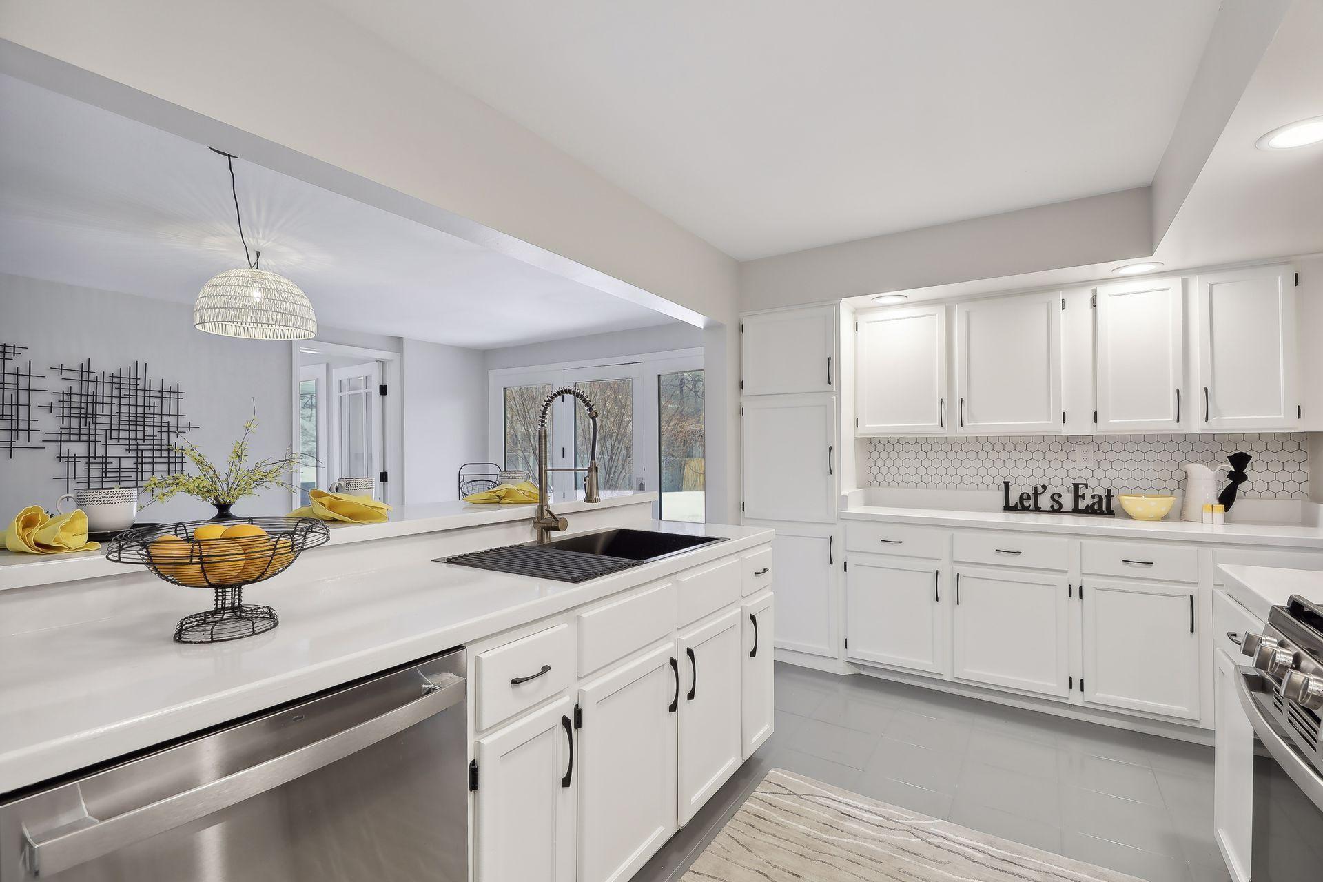 1118 Saint Paul Avenue