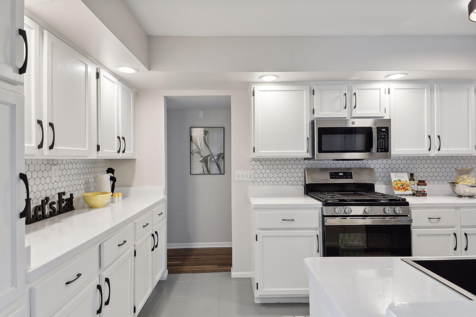 1118 Saint Paul Avenue