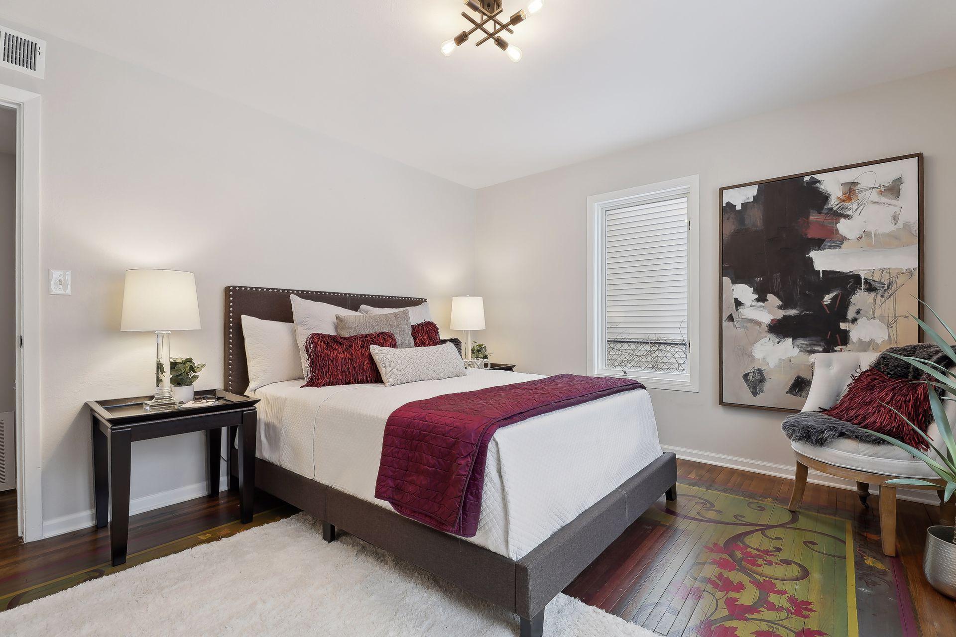 1118 Saint Paul Avenue