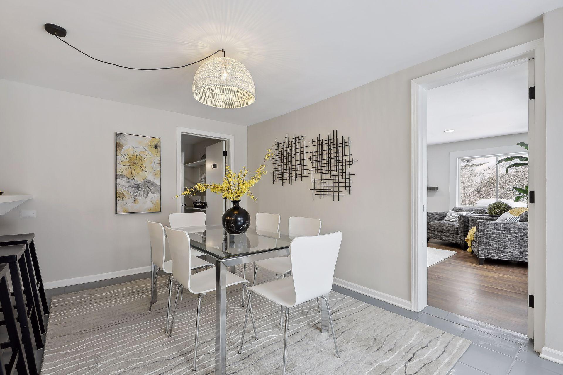 1118 Saint Paul Avenue