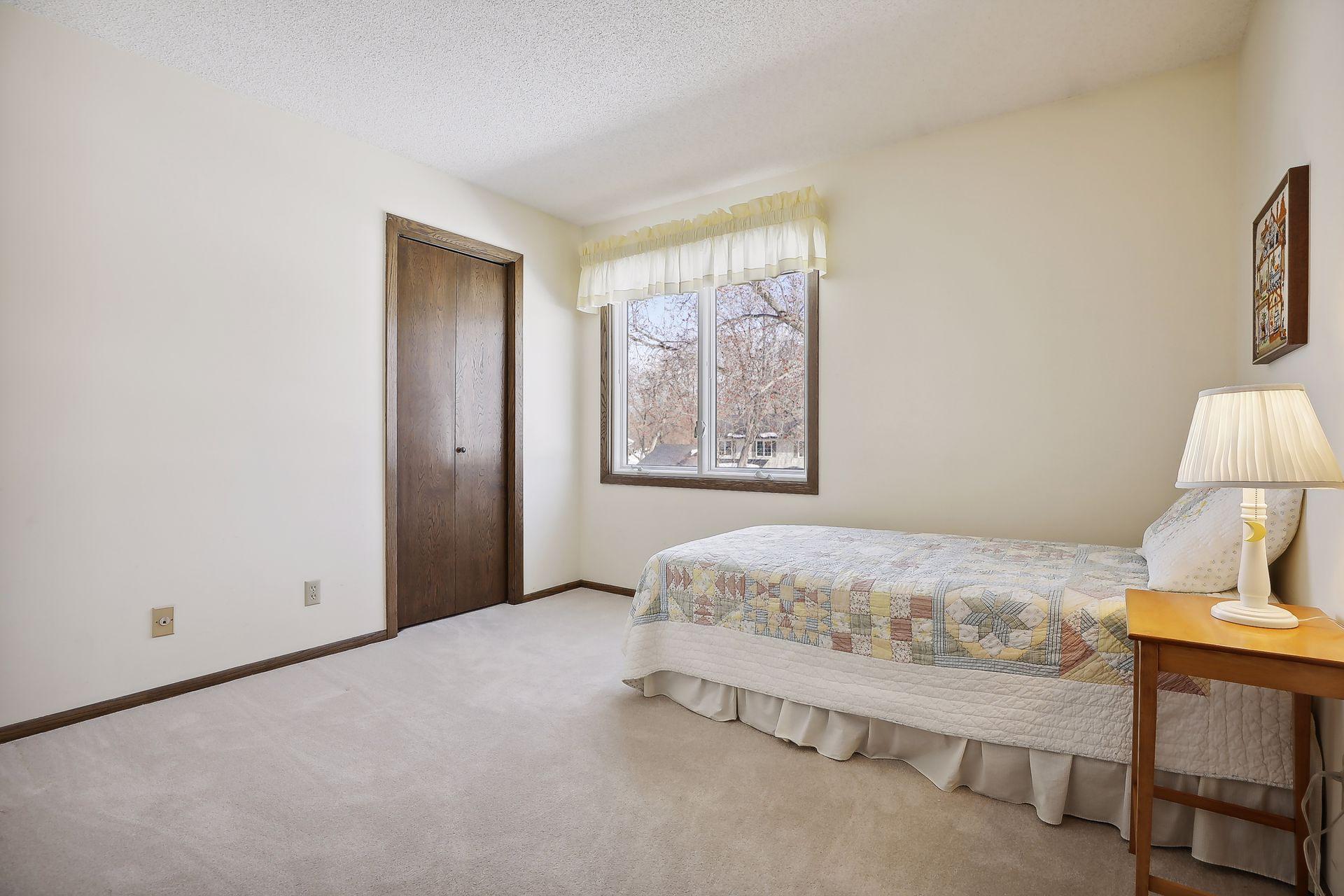 2005 Fountain Lane N