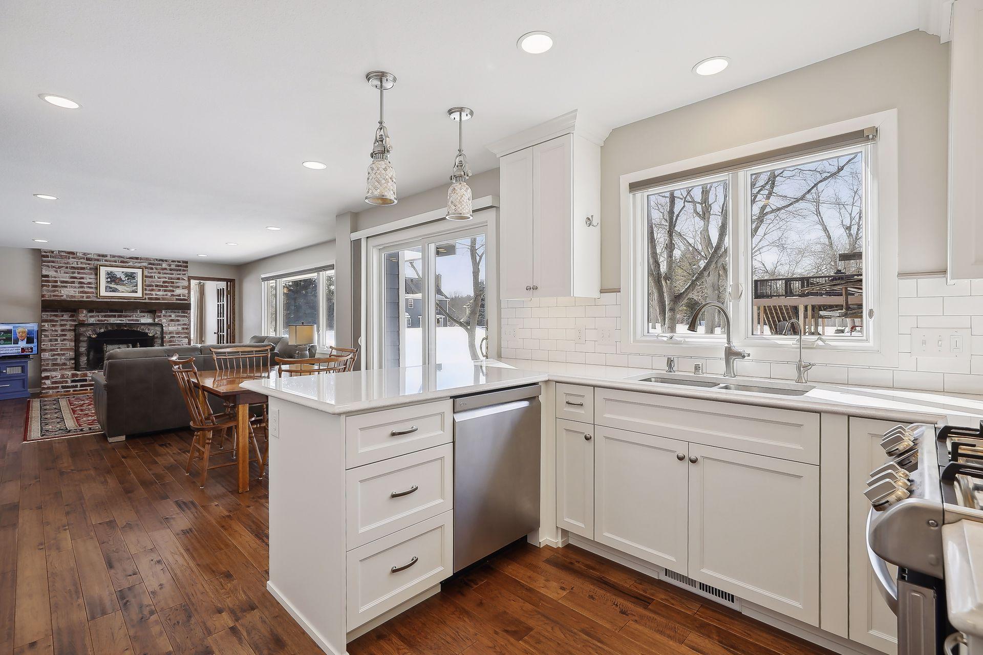 2005 Fountain Lane N