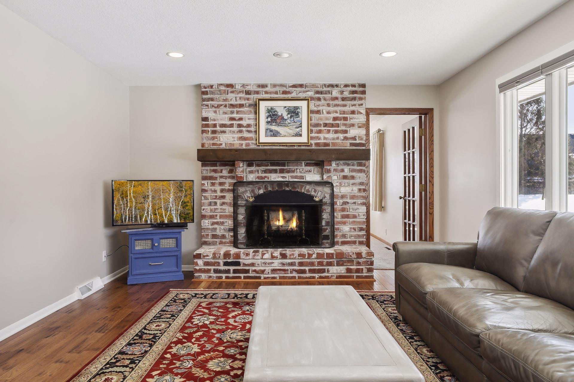 2005 Fountain Lane N