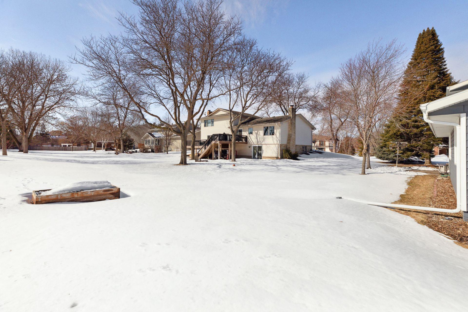 2005 Fountain Lane N