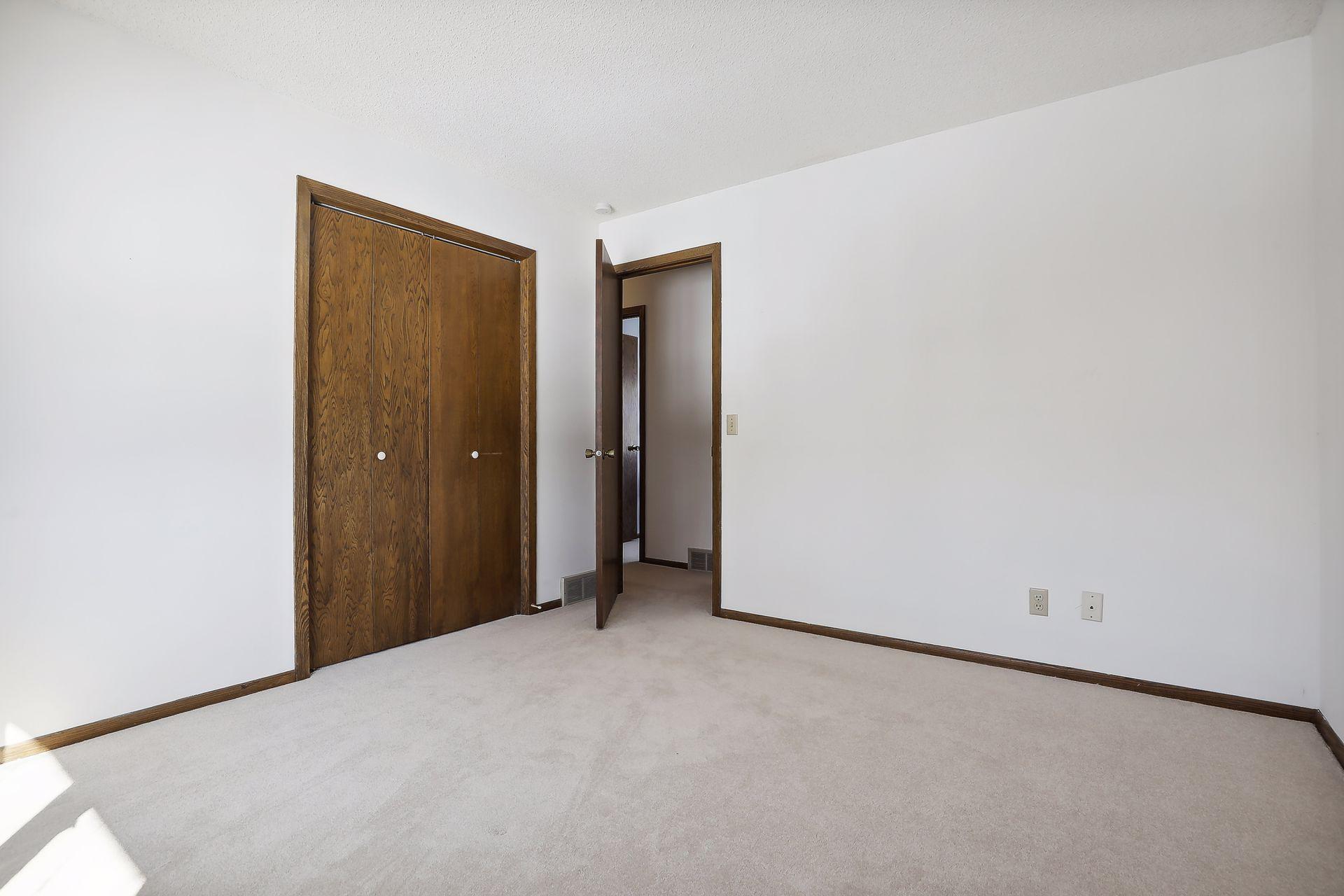 2005 Fountain Lane N